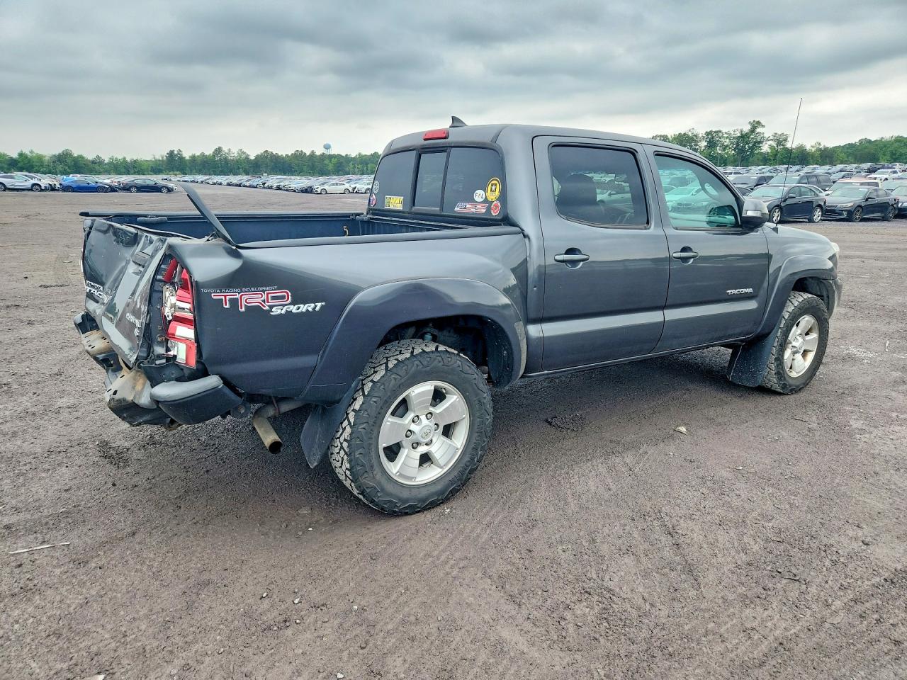 2013 Toyota Tacoma Double Cab Prerunner Charcoal vin: 3TMJU4GN4DM147569