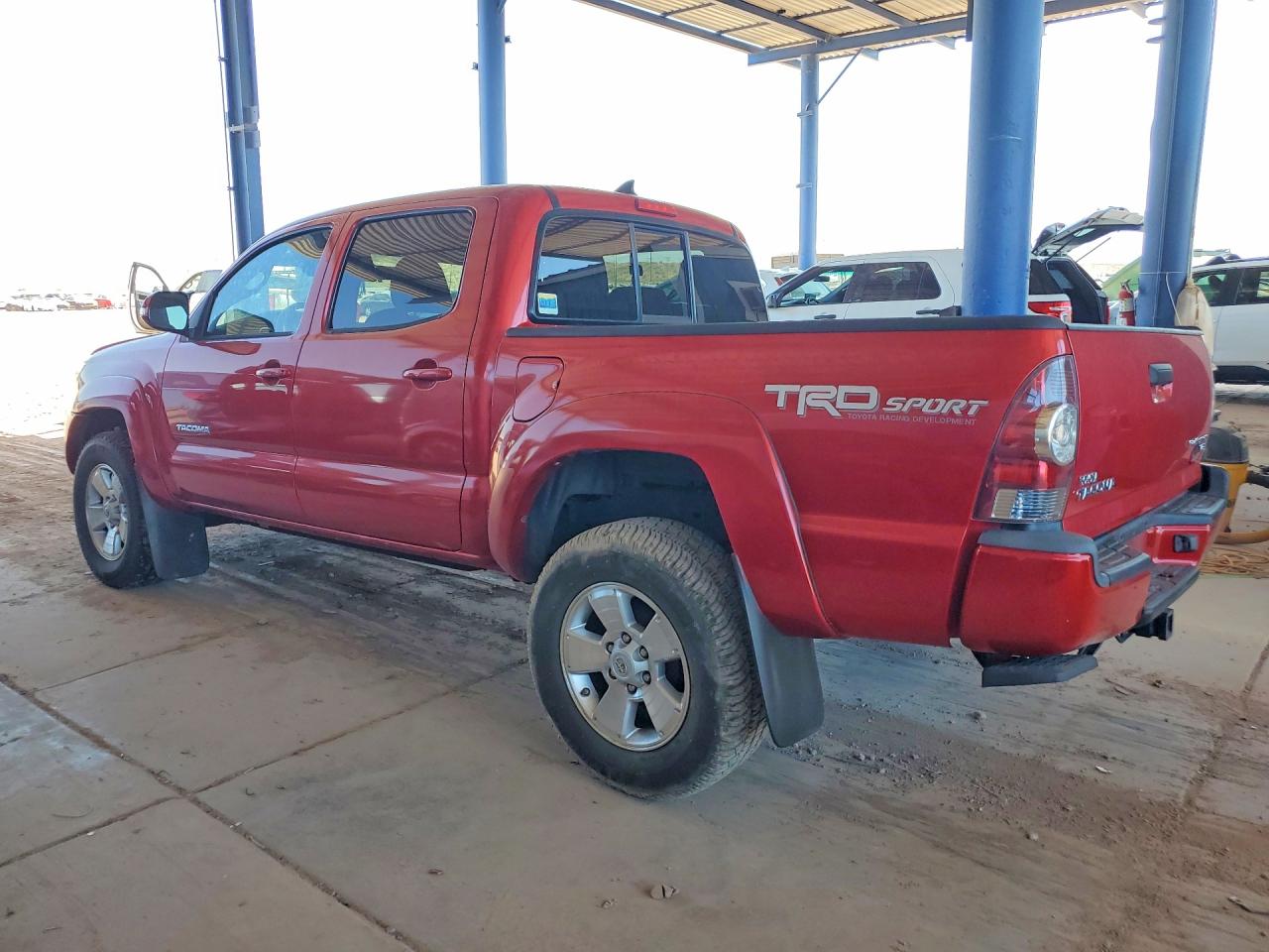 2014 Toyota Tacoma Double Cab Prerunner Red vin: 3TMJU4GN4EM169508