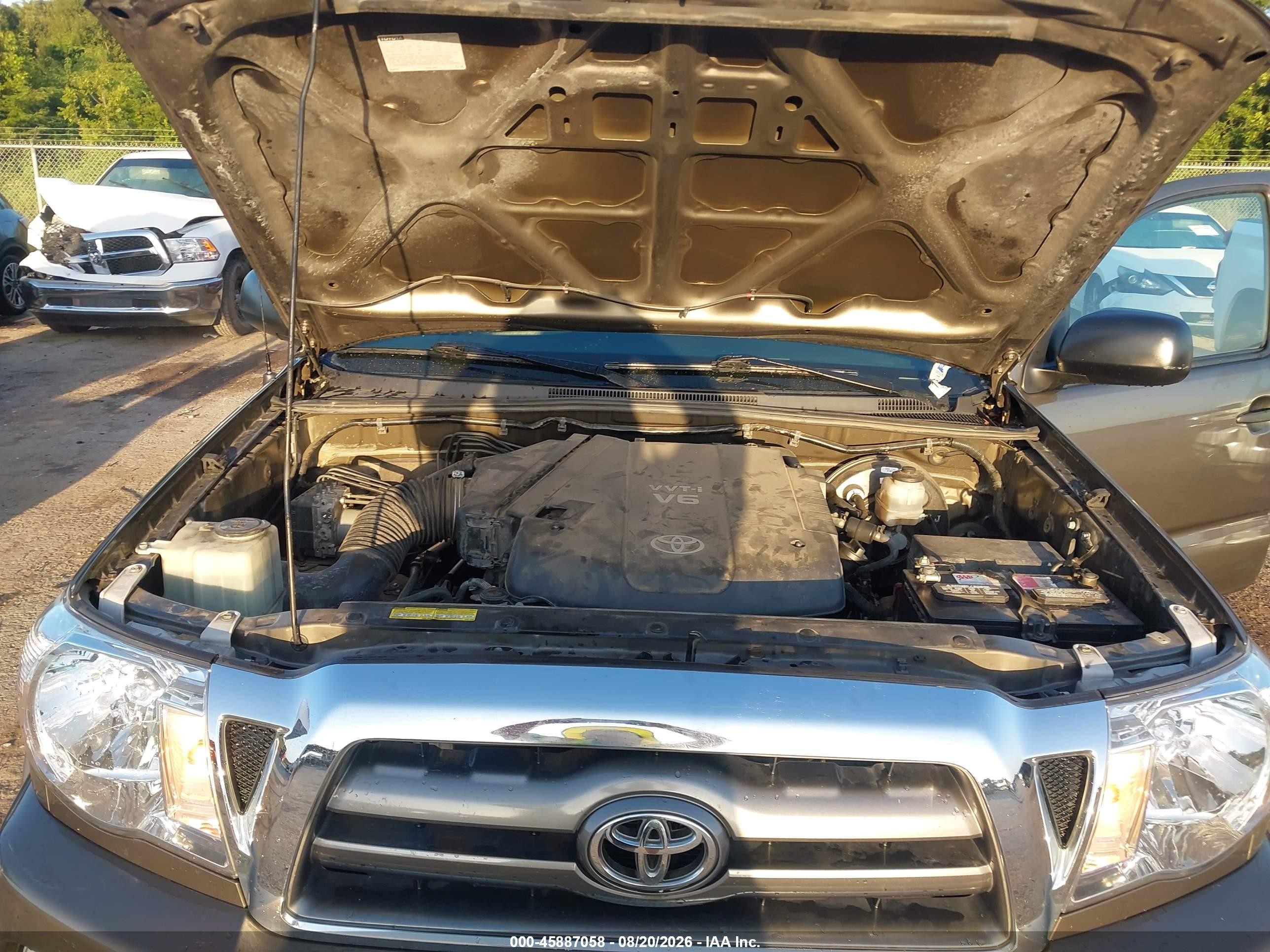 2010 Toyota Tacoma Prerunner V6 Brown vin: 3TMJU4GN5AM093971