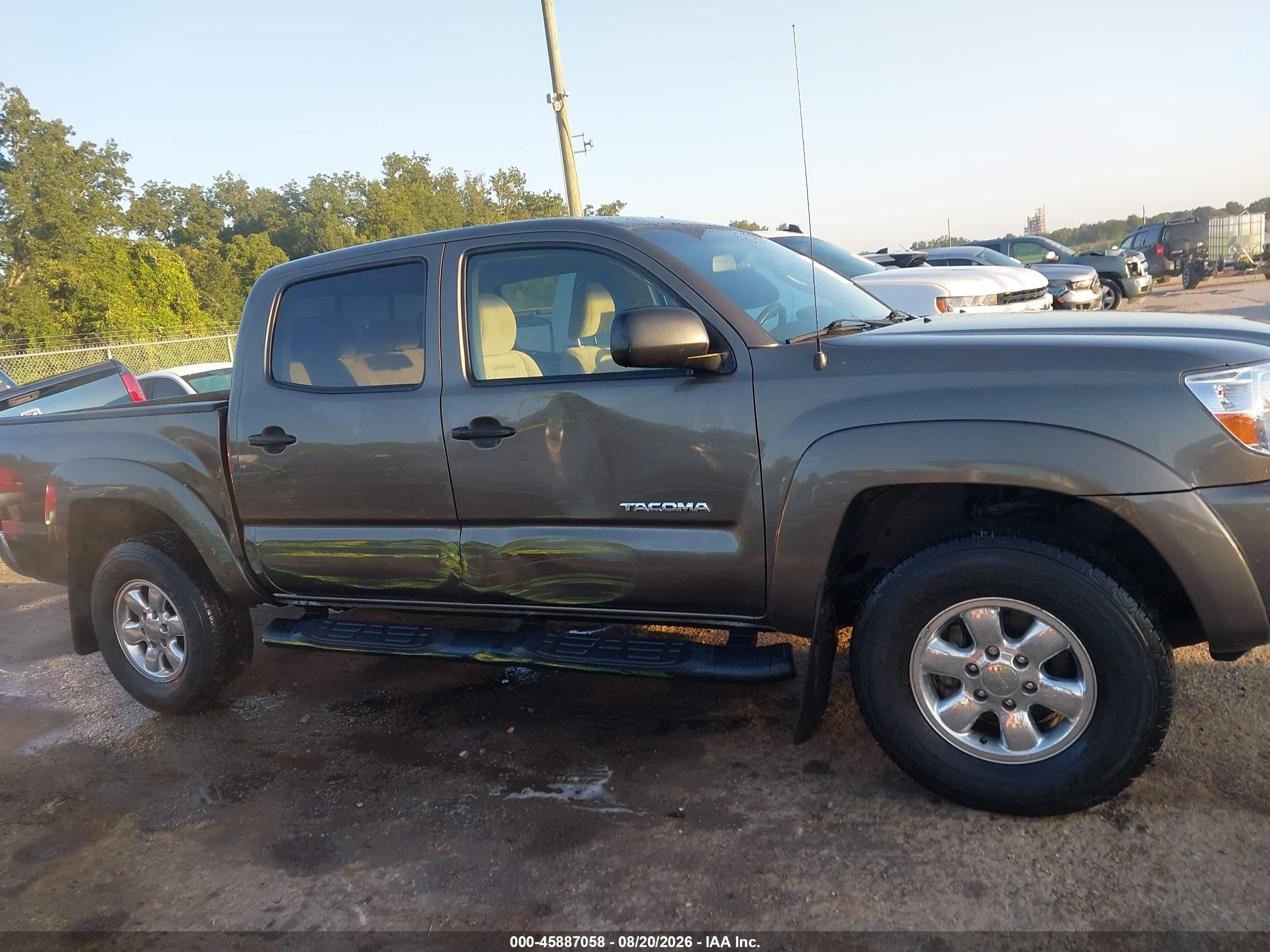 2010 Toyota Tacoma Prerunner V6 Brown vin: 3TMJU4GN5AM093971