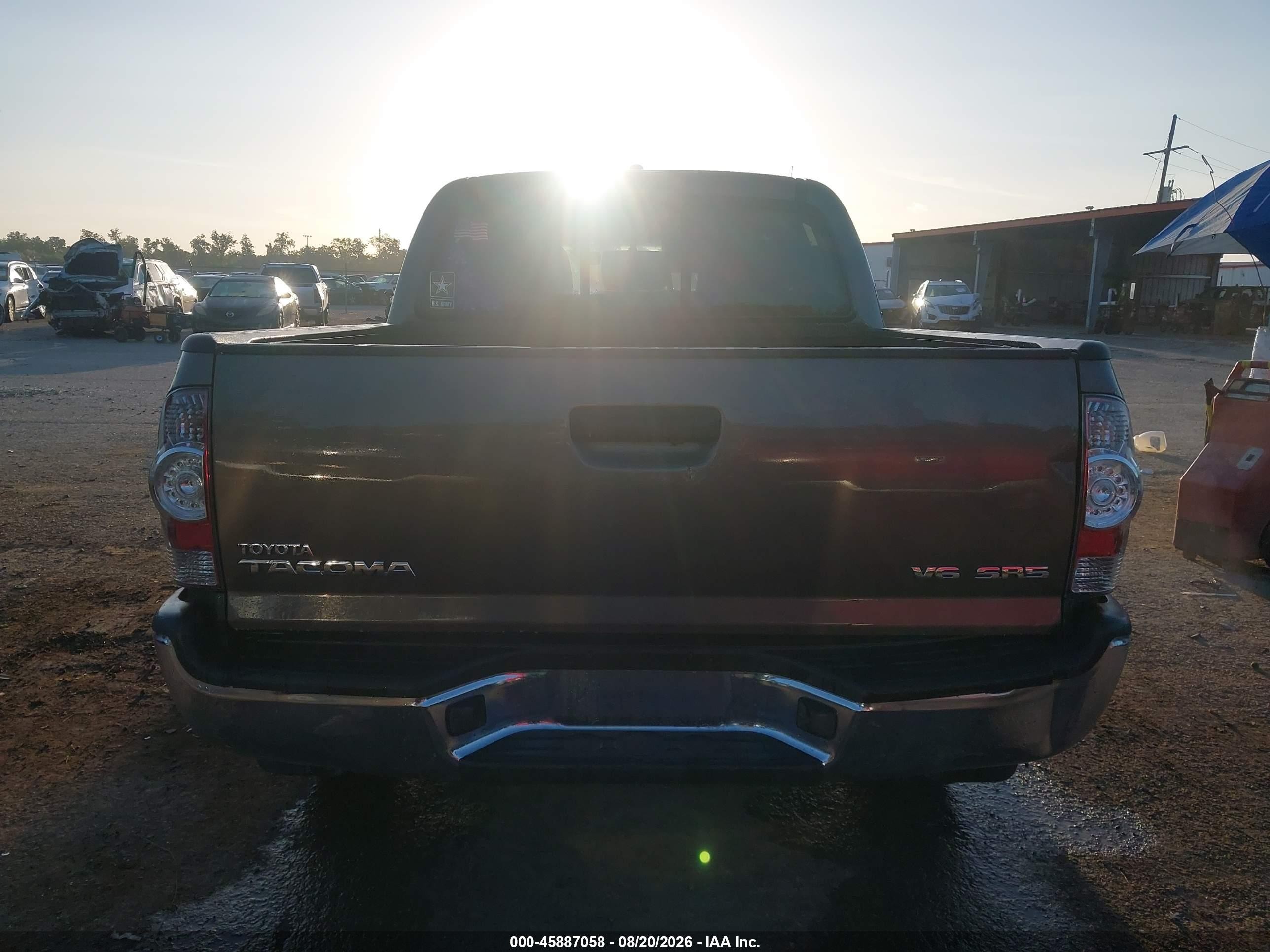 2010 Toyota Tacoma Prerunner V6 Brown vin: 3TMJU4GN5AM093971