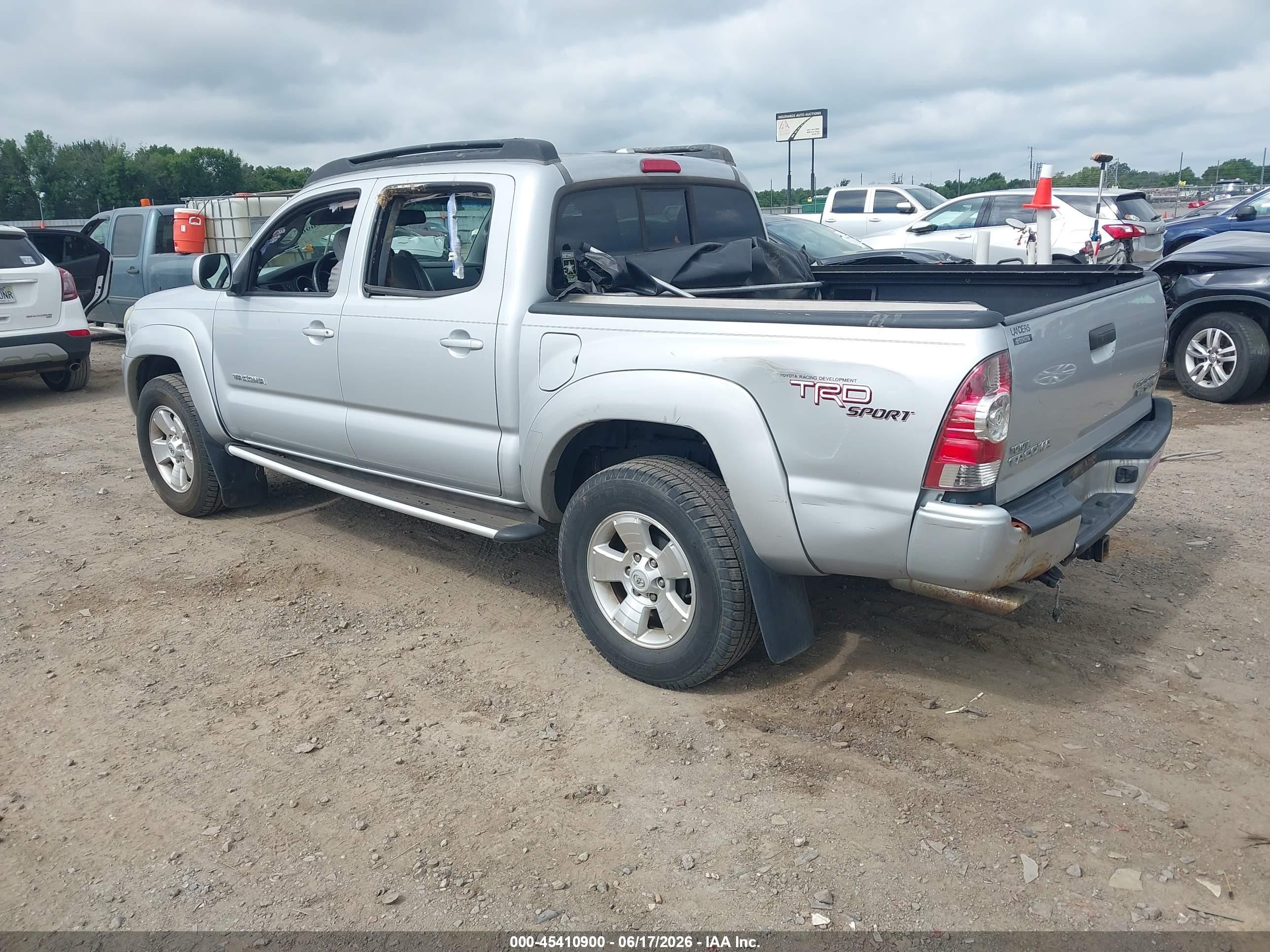 2010 Toyota Tacoma Prerunner V6 Silver vin: 3TMJU4GN5AM097714