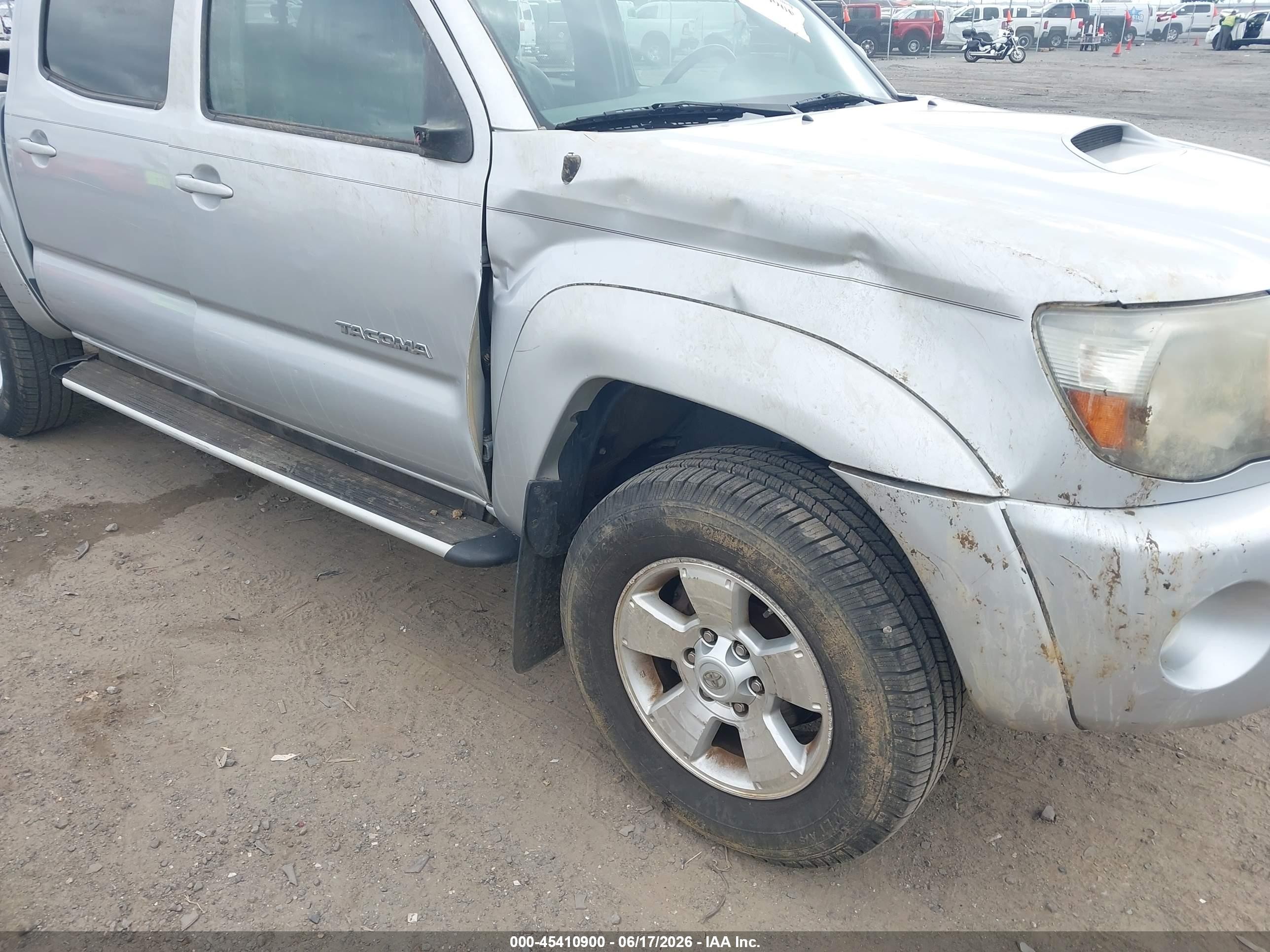 2010 Toyota Tacoma Prerunner V6 Silver vin: 3TMJU4GN5AM097714
