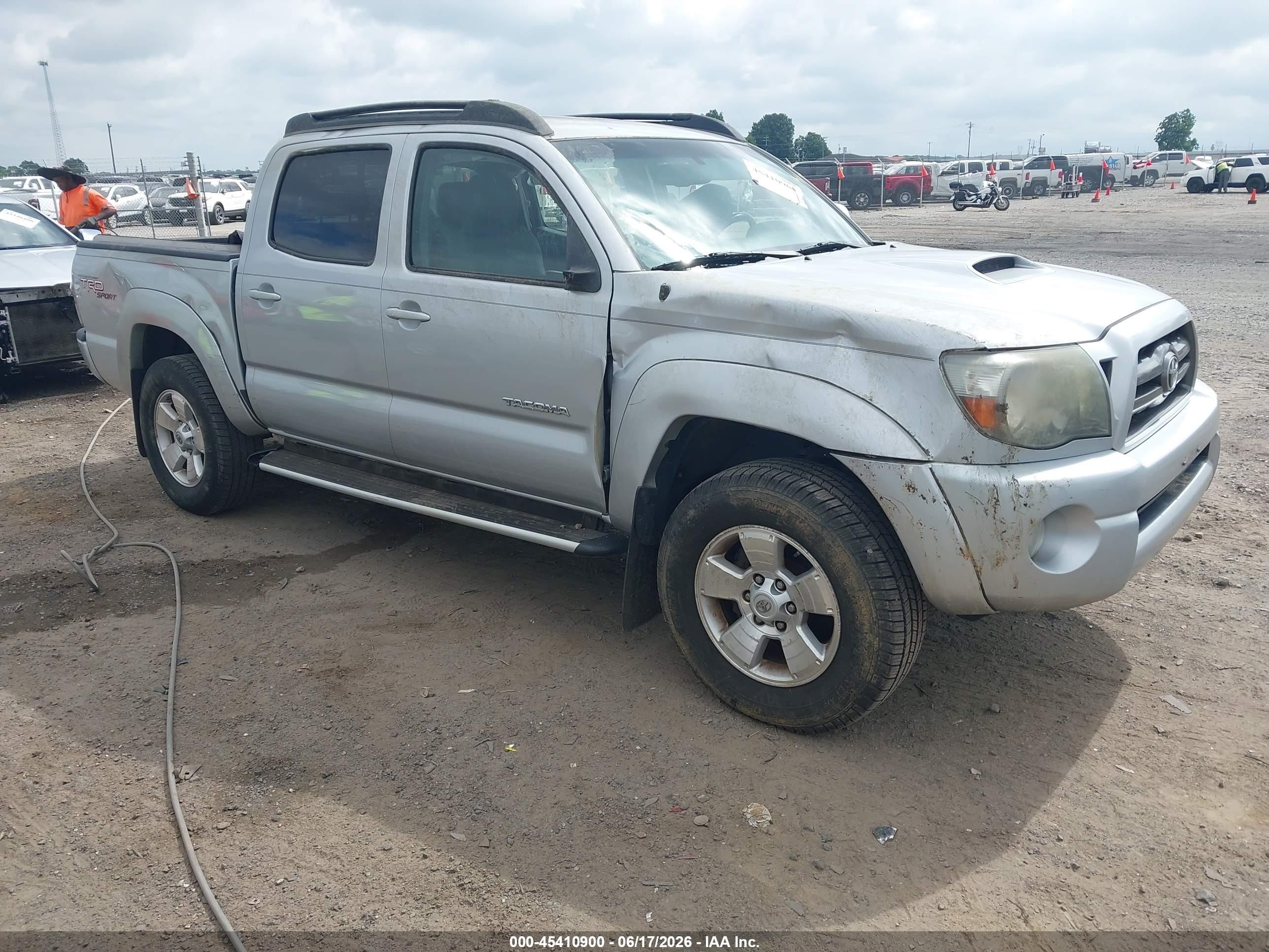 2010 Toyota Tacoma Prerunner V6 Silver vin: 3TMJU4GN5AM097714