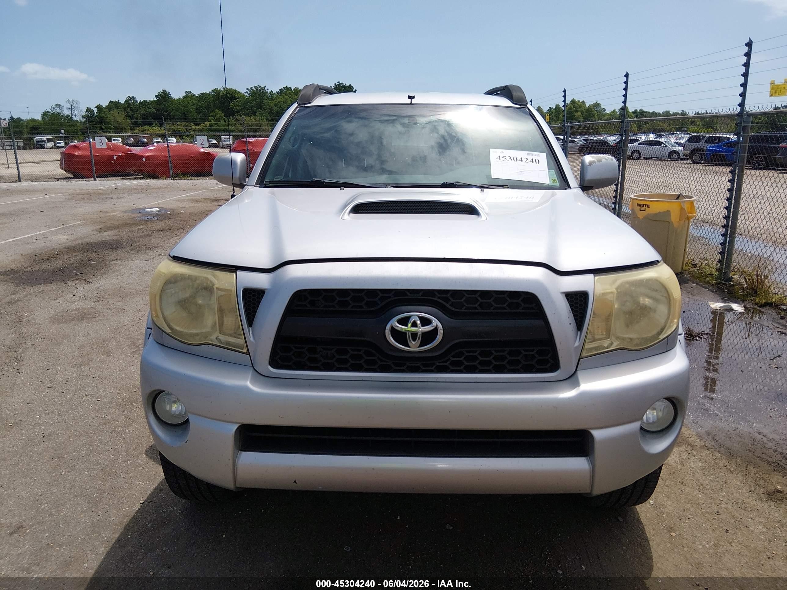 2011 Toyota Tacoma Prerunner V6 Silver vin: 3TMJU4GN5BM110950