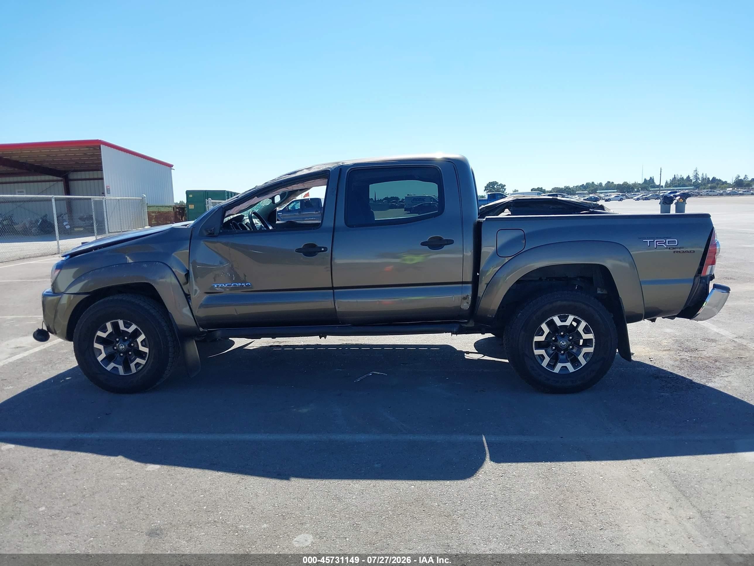 2011 Toyota Tacoma Prerunner V6 Gray vin: 3TMJU4GN5BM124136