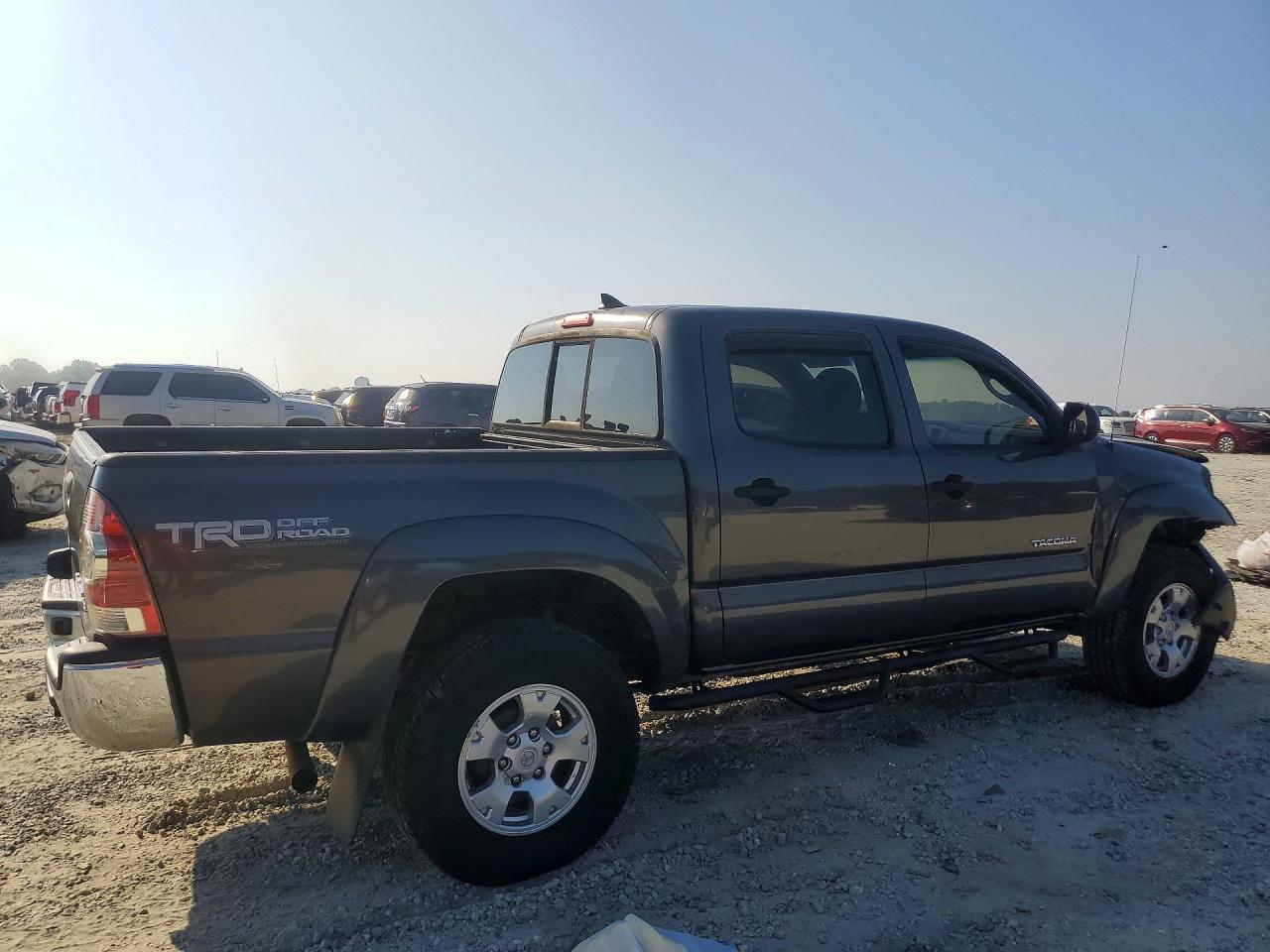 2012 Toyota Tacoma Double Cab Prerunner Gray vin: 3TMJU4GN5CM128866