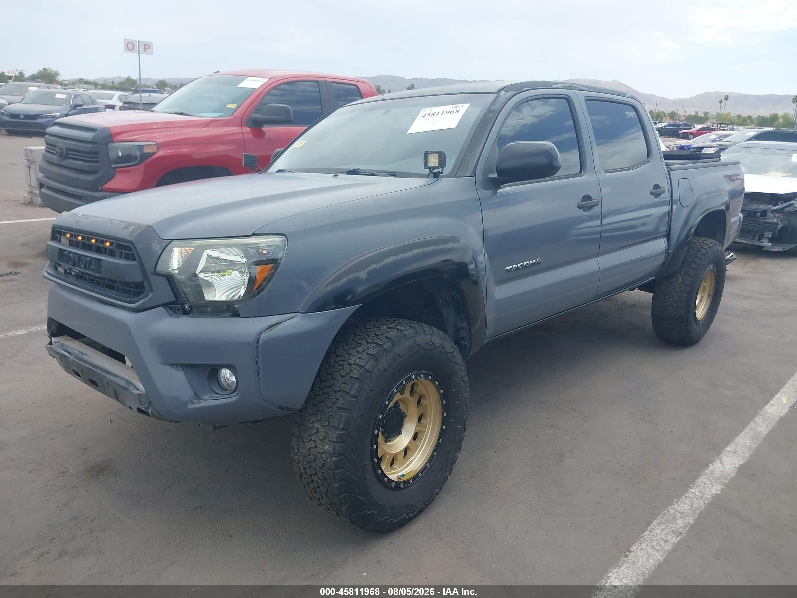 2013 Toyota Tacoma Prerunner V6 Gray vin: 3TMJU4GN5DM152876