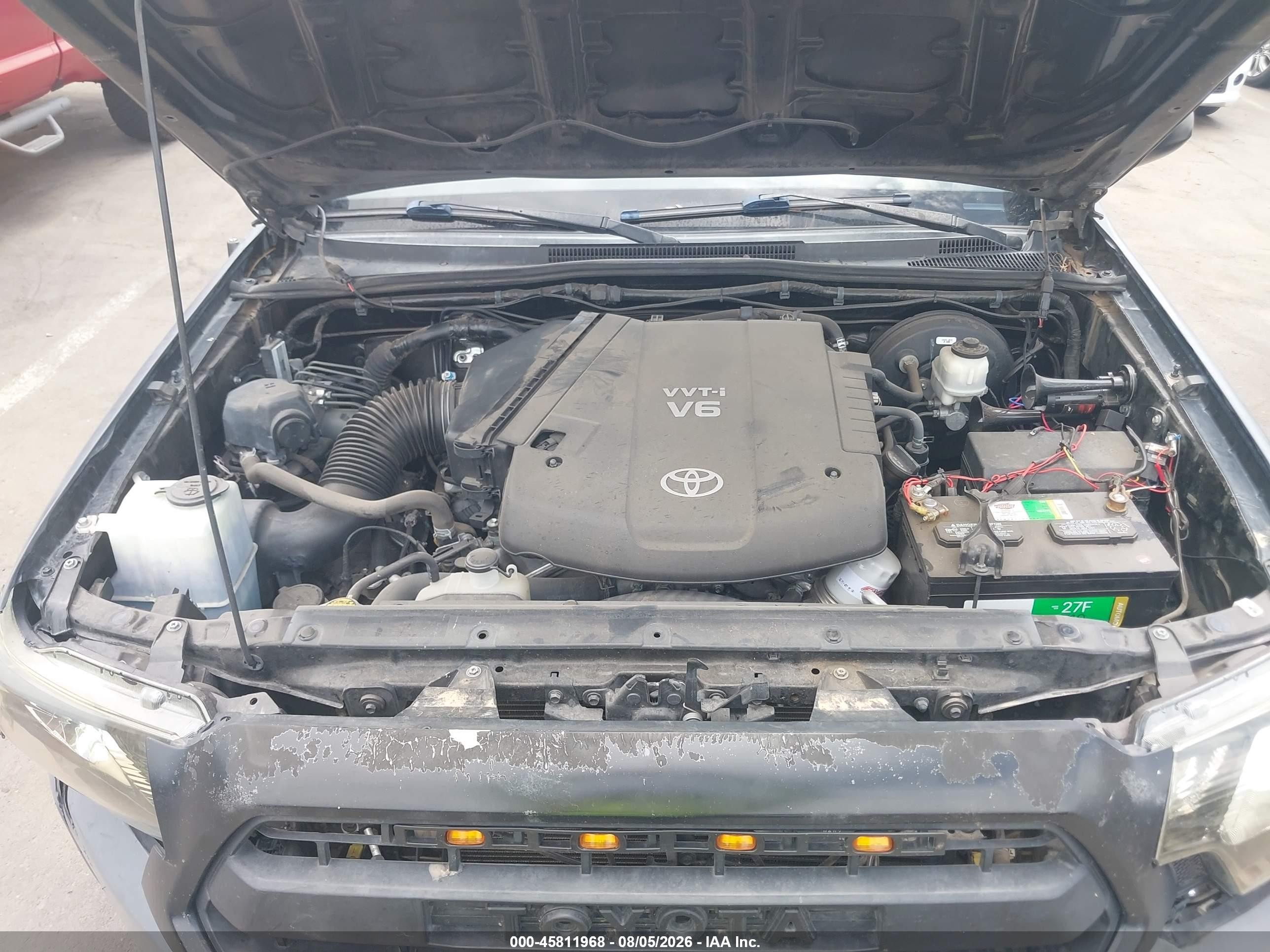 2013 Toyota Tacoma Prerunner V6 Gray vin: 3TMJU4GN5DM152876