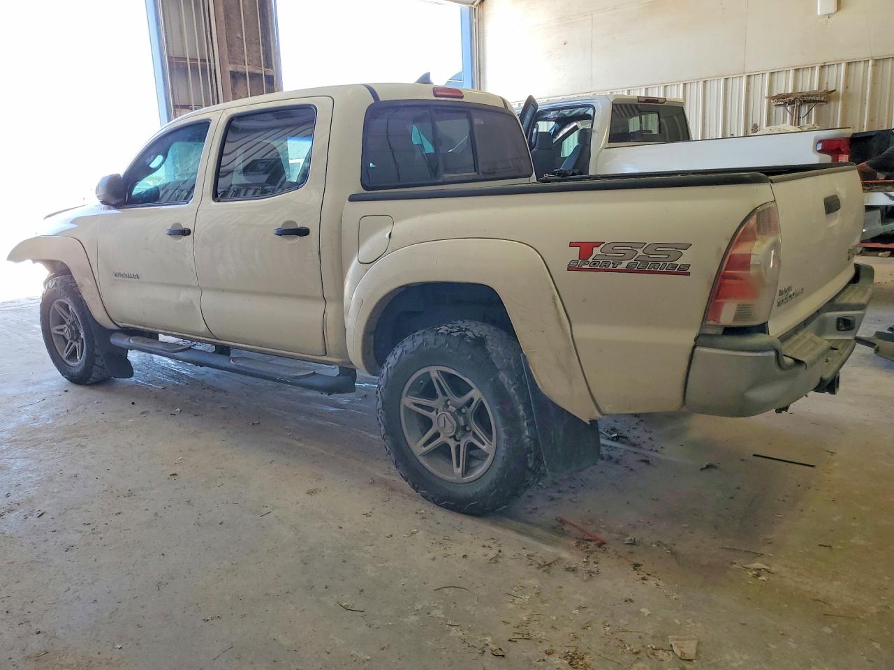 2014 Toyota Tacoma Double Cab Prerunner White vin: 3TMJU4GN5EM157819