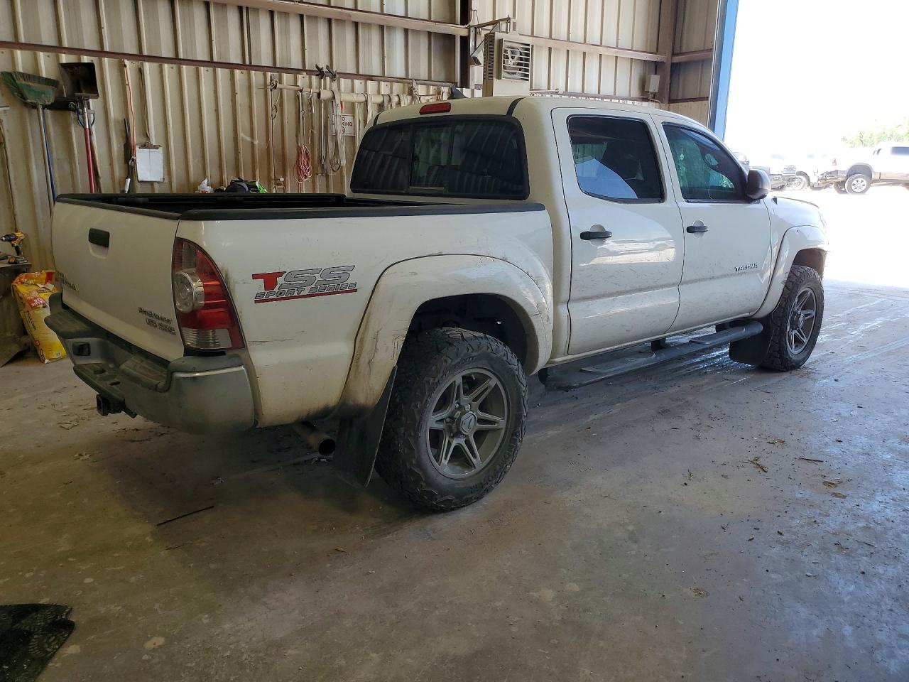 2014 Toyota Tacoma Double Cab Prerunner White vin: 3TMJU4GN5EM157819