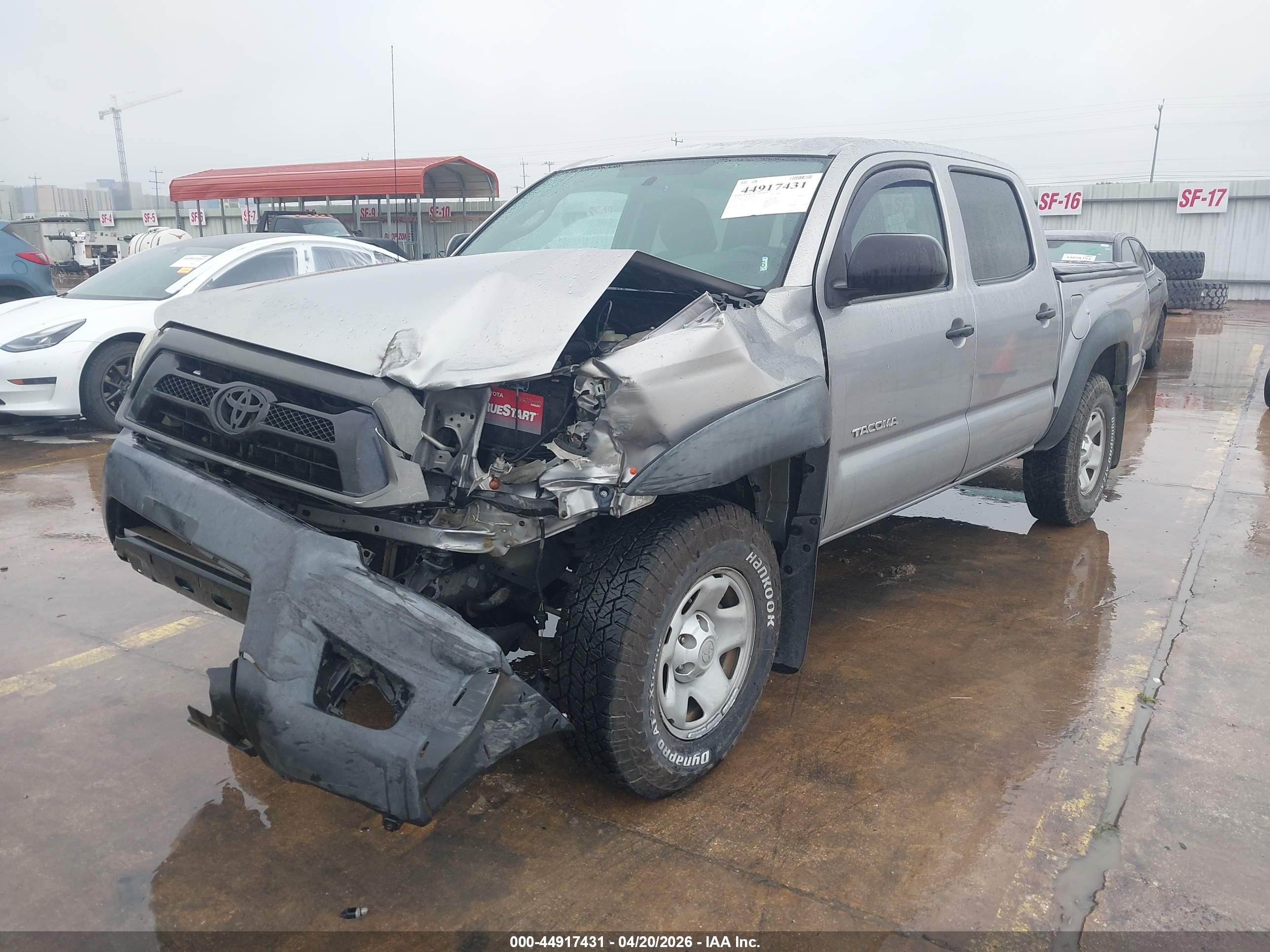 2014 Toyota Tacoma Prerunner V6 Silver vin: 3TMJU4GN5EM161529
