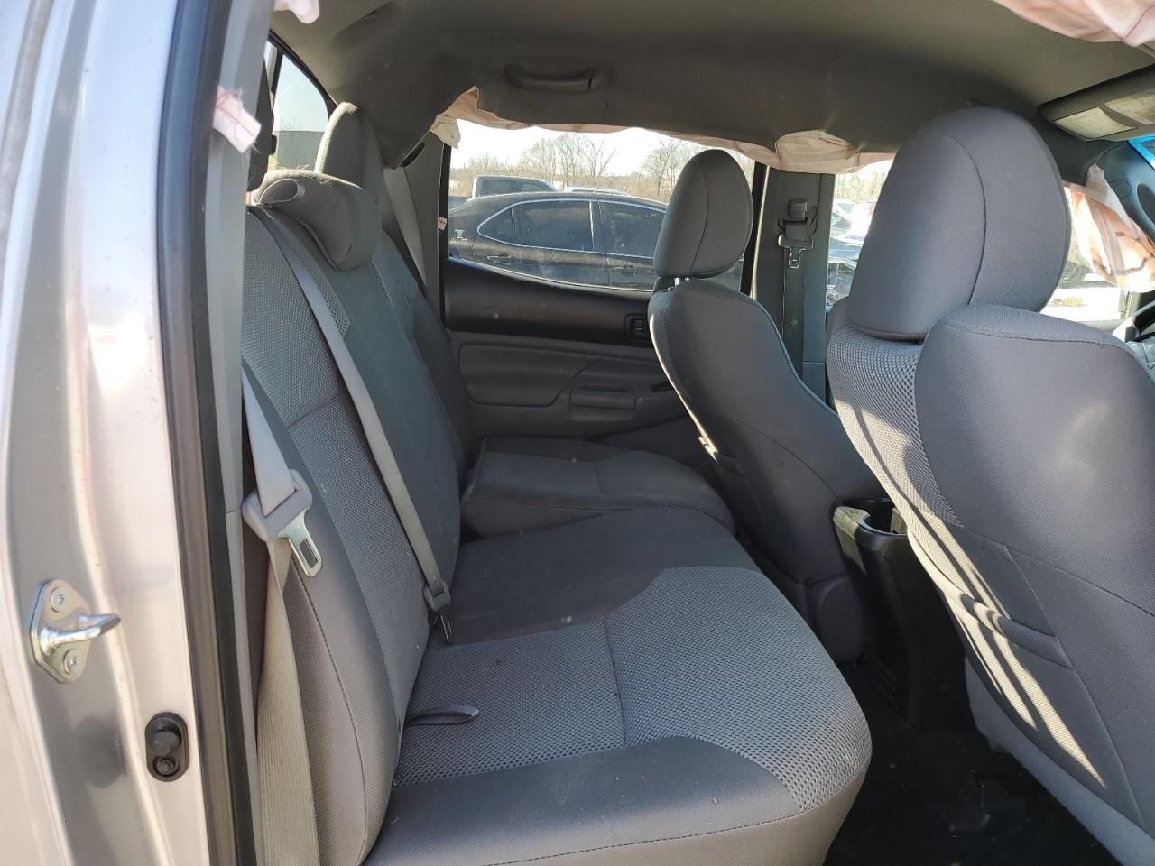 2014 Toyota Tacoma Double Cab Prerunner Серебряный vin: 3TMJU4GN5EM173602