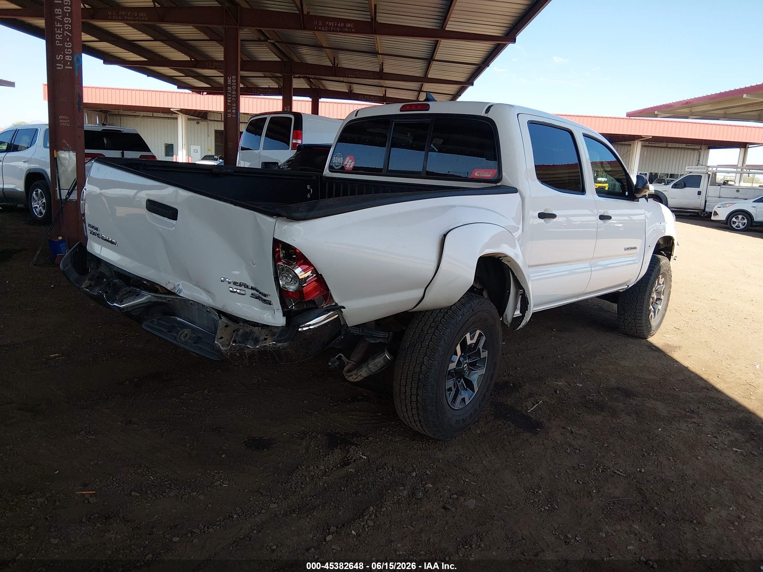 2015 Toyota Tacoma Prerunner V6 Белый vin: 3TMJU4GN5FM192457