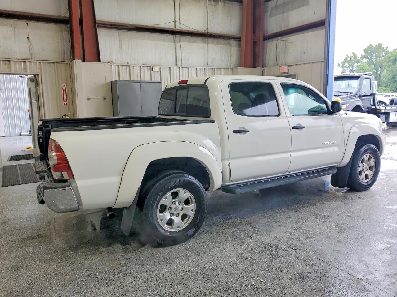 2010 Toyota Tacoma Double Cab Prerunner White vin: 3TMJU4GN6AM092215