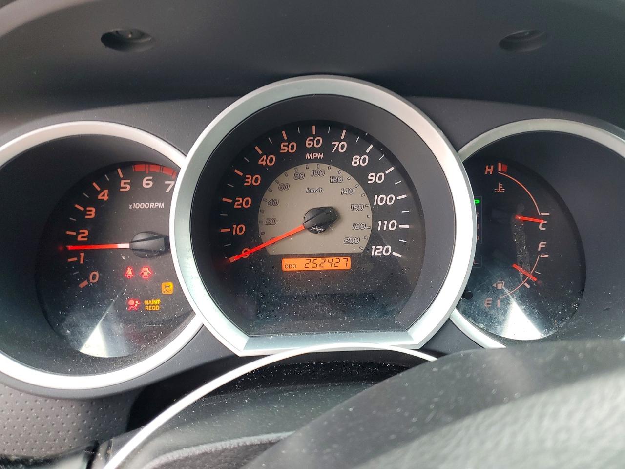 2010 Toyota Tacoma Double Cab Prerunner Silver vin: 3TMJU4GN6AM095549