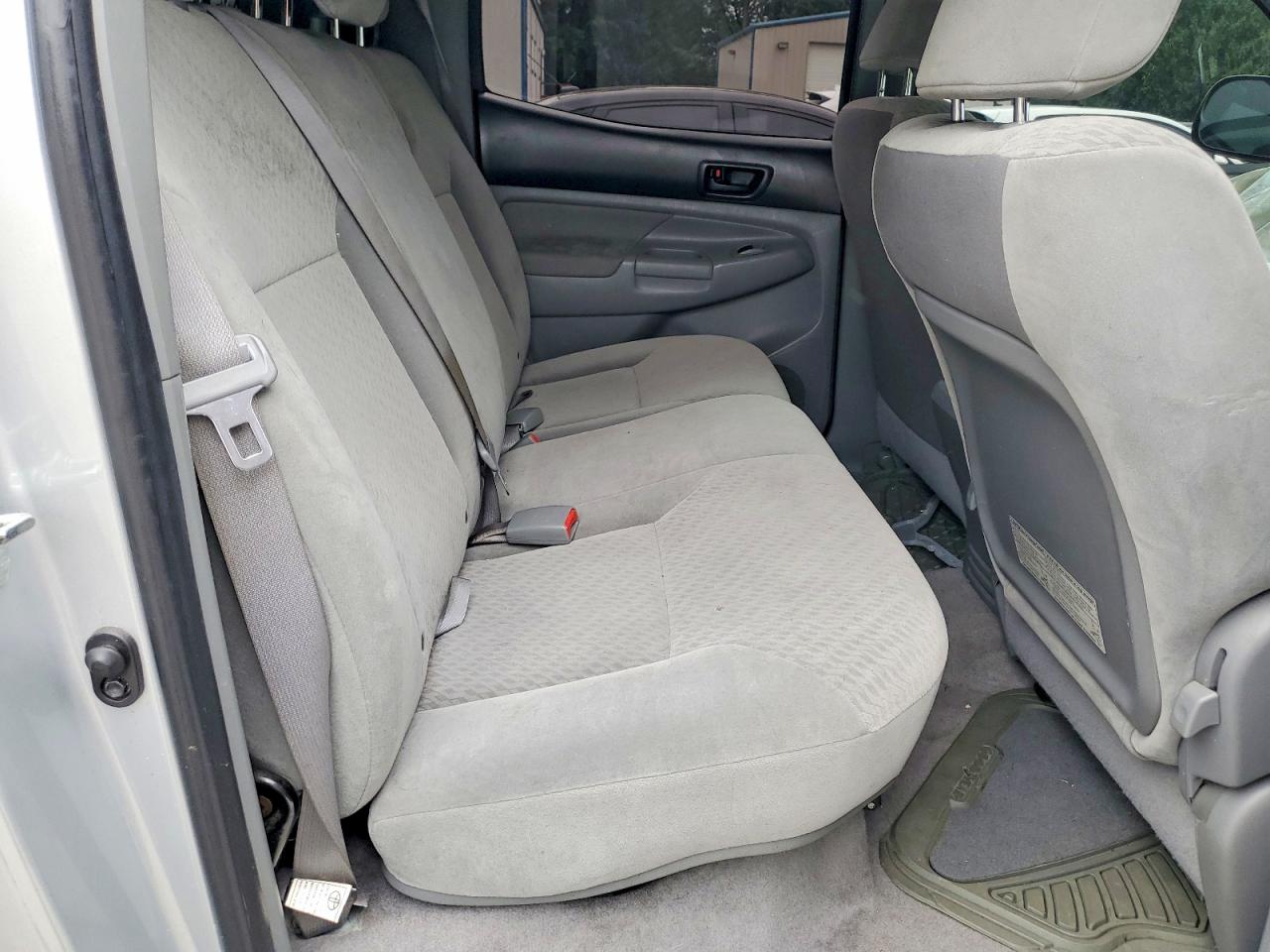 2010 Toyota Tacoma Double Cab Prerunner Silver vin: 3TMJU4GN6AM095549