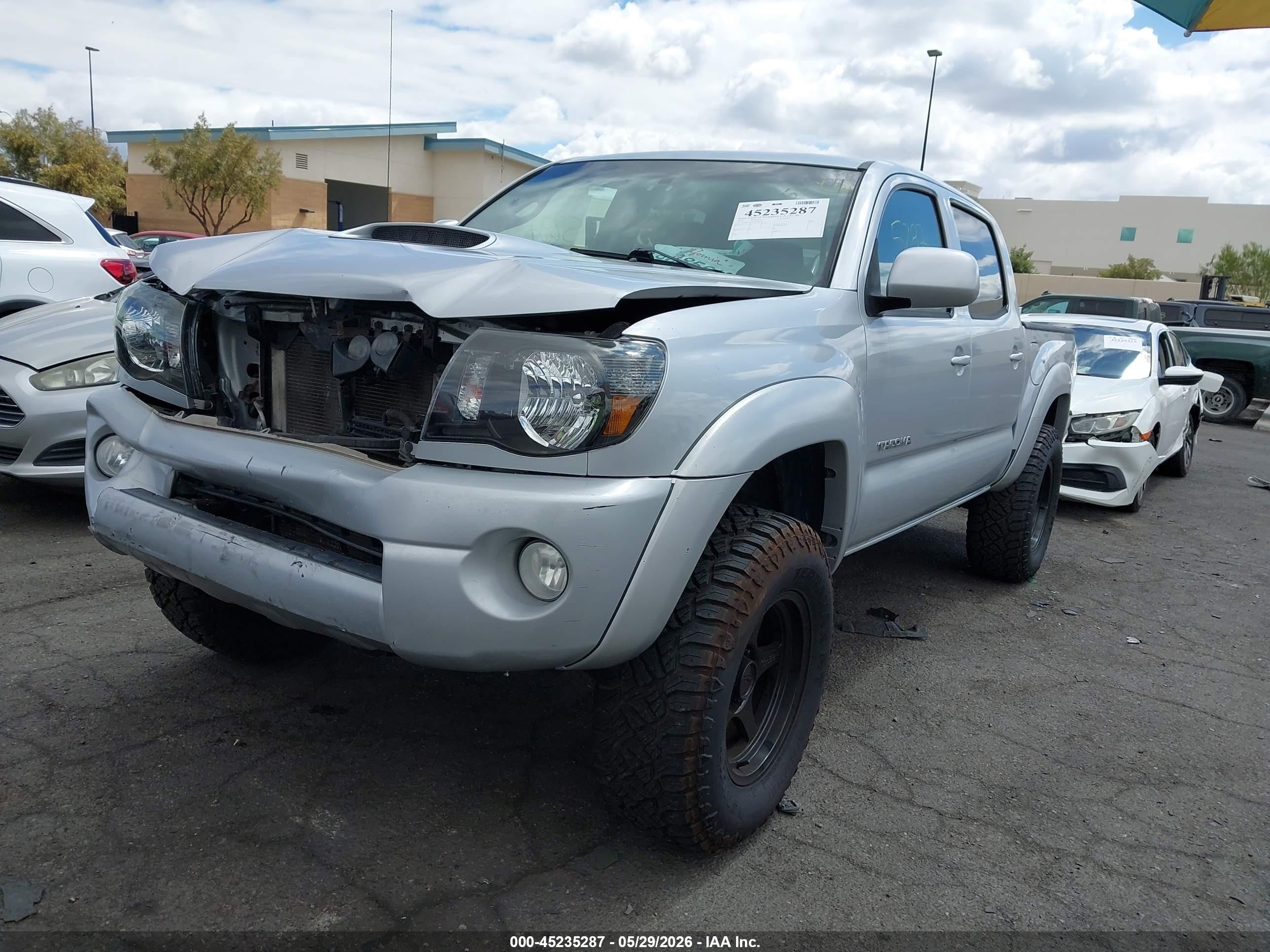 2010 Toyota Tacoma Prerunner V6 Silver vin: 3TMJU4GN6AM100670