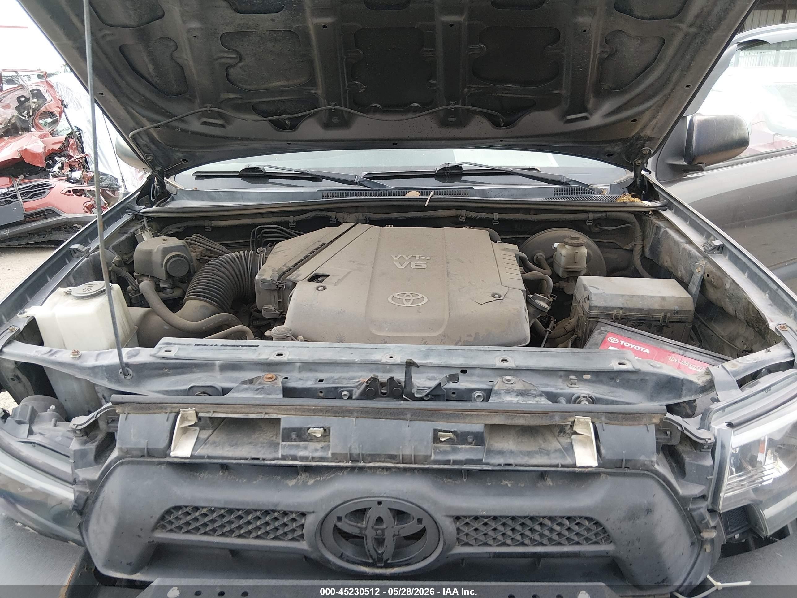2013 Toyota Tacoma Prerunner V6 Gray vin: 3TMJU4GN6DM141773