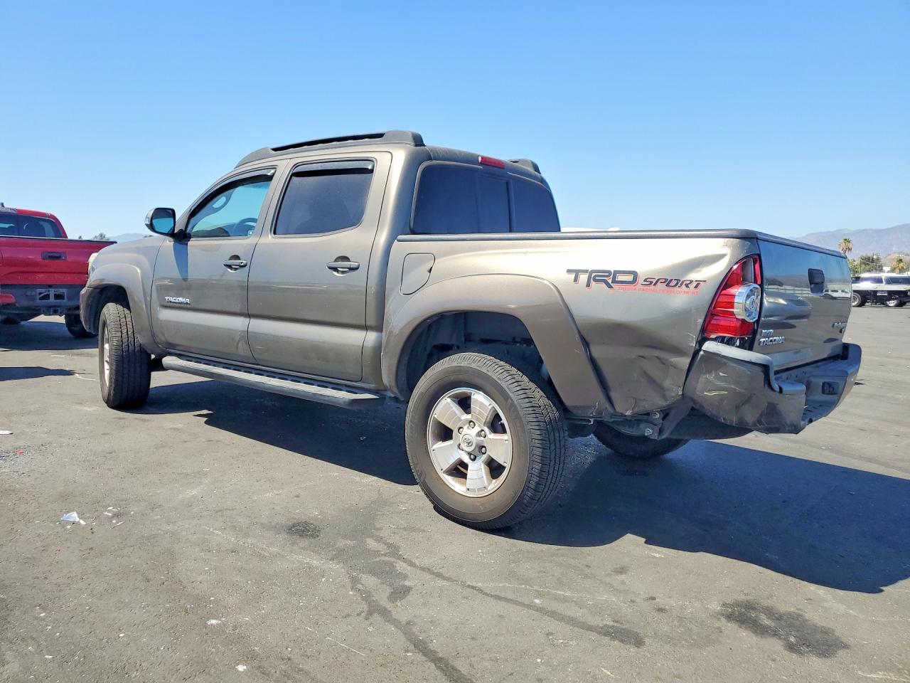 2014 Toyota Tacoma Double Cab Prerunner Brown vin: 3TMJU4GN6EM160857
