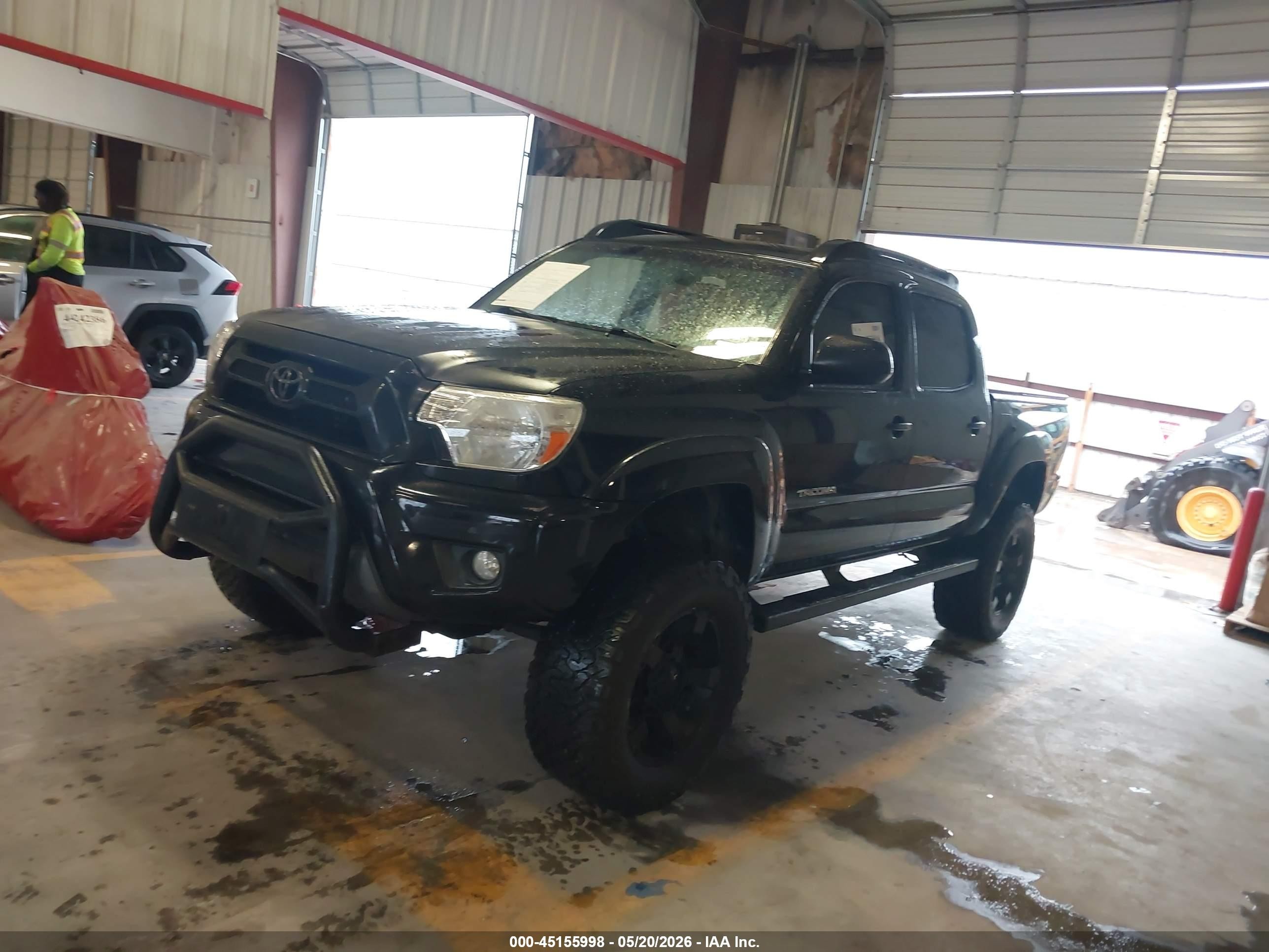 2014 Toyota Tacoma Prerunner V6 Black vin: 3TMJU4GN6EM162785