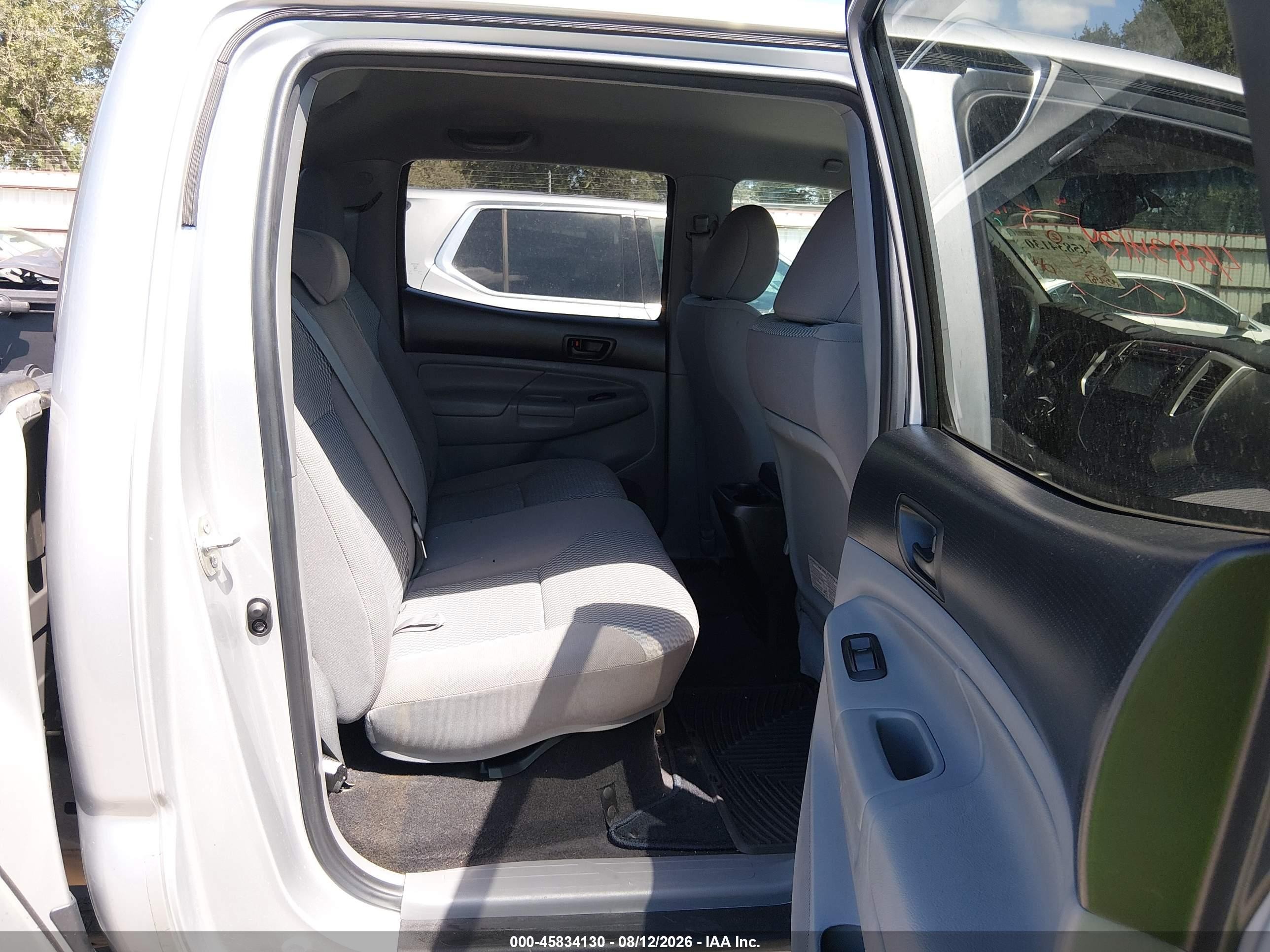2013 Toyota Tacoma Prerunner V6 Gray vin: 3TMJU4GN7DM154158