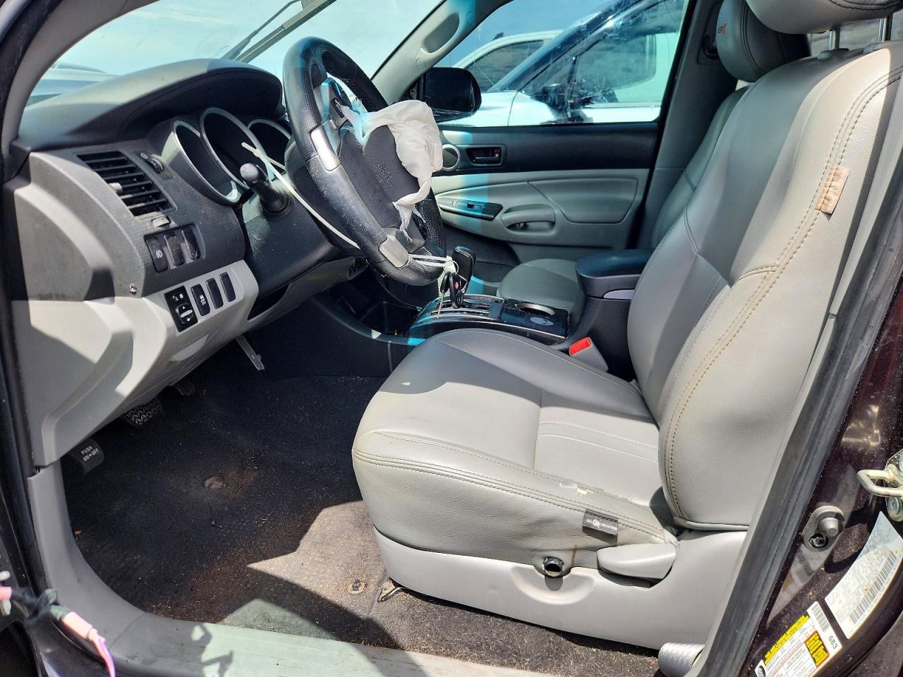 2014 Toyota Tacoma Double Cab Prerunner Gray vin: 3TMJU4GN7EM165971