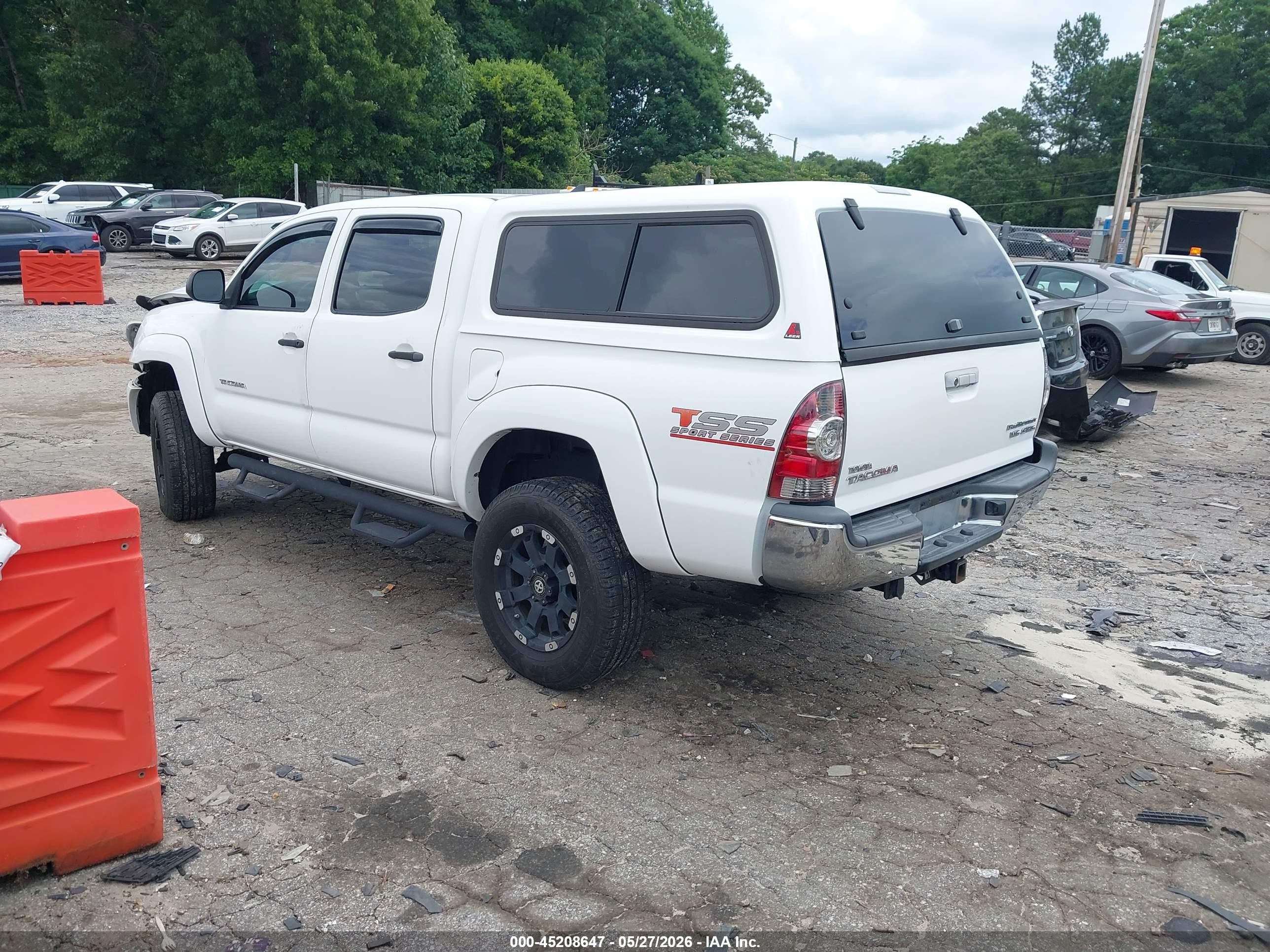 2014 Toyota Tacoma Prerunner V6 White vin: 3TMJU4GN7EM173245