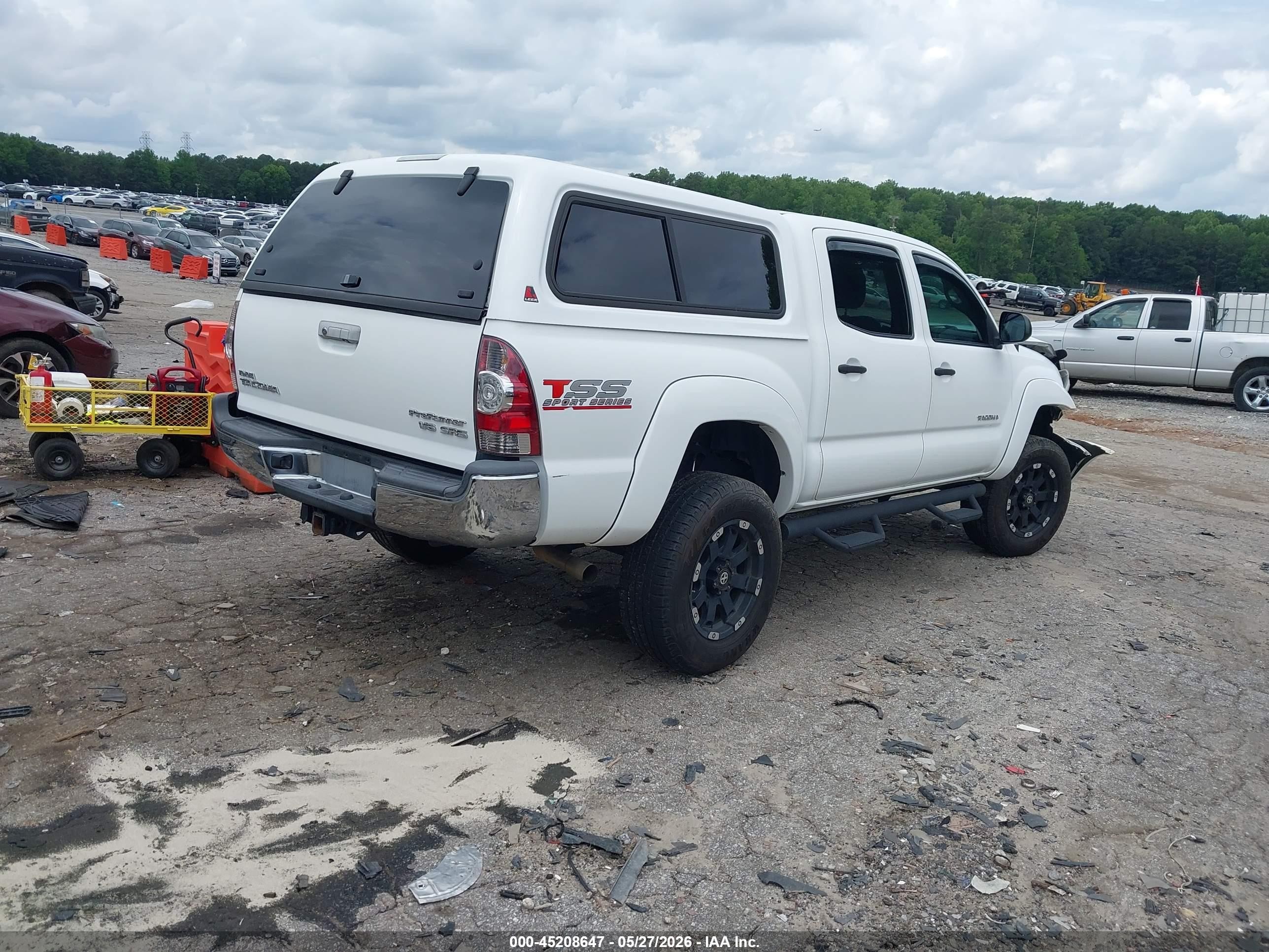2014 Toyota Tacoma Prerunner V6 White vin: 3TMJU4GN7EM173245