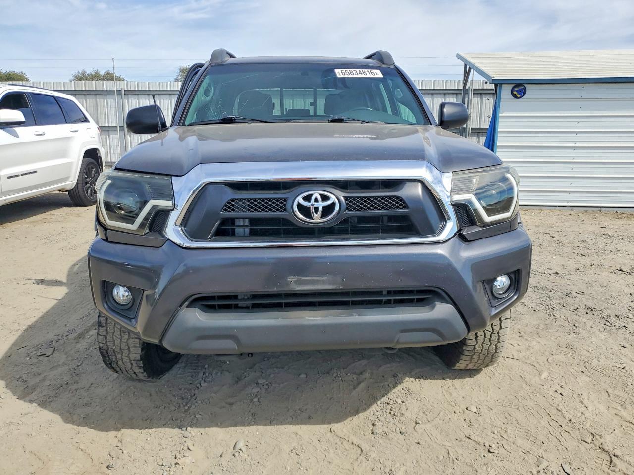 2015 Toyota Tacoma Double Cab Prerunner Gray vin: 3TMJU4GN7FM187941
