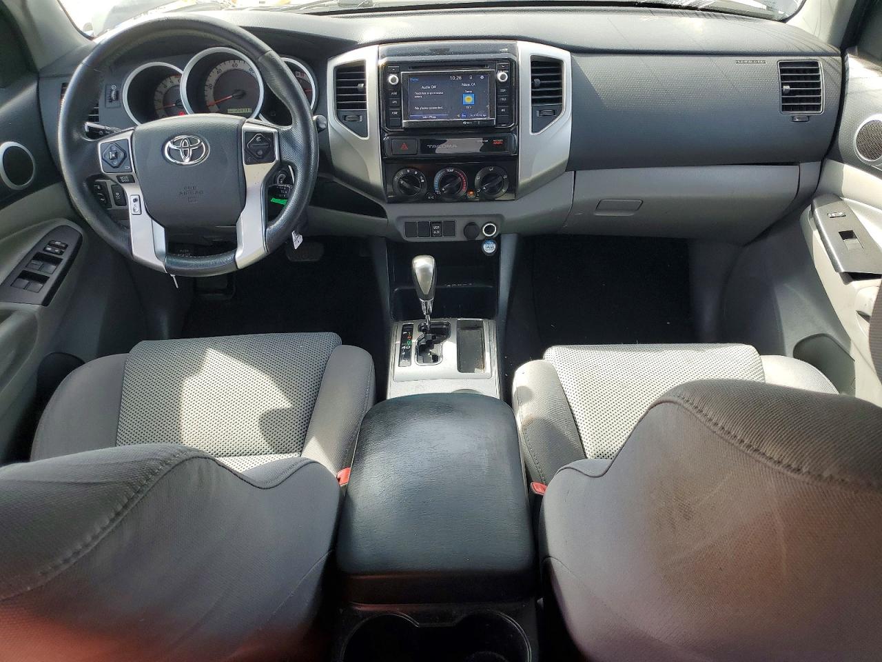 2015 Toyota Tacoma Double Cab Prerunner Gray vin: 3TMJU4GN7FM187941