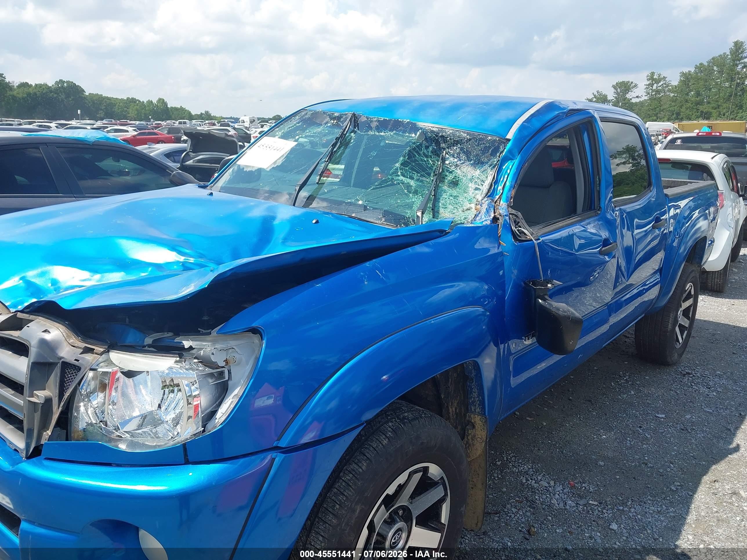 2010 Toyota Tacoma Prerunner V6 Blue vin: 3TMJU4GN8AM094399