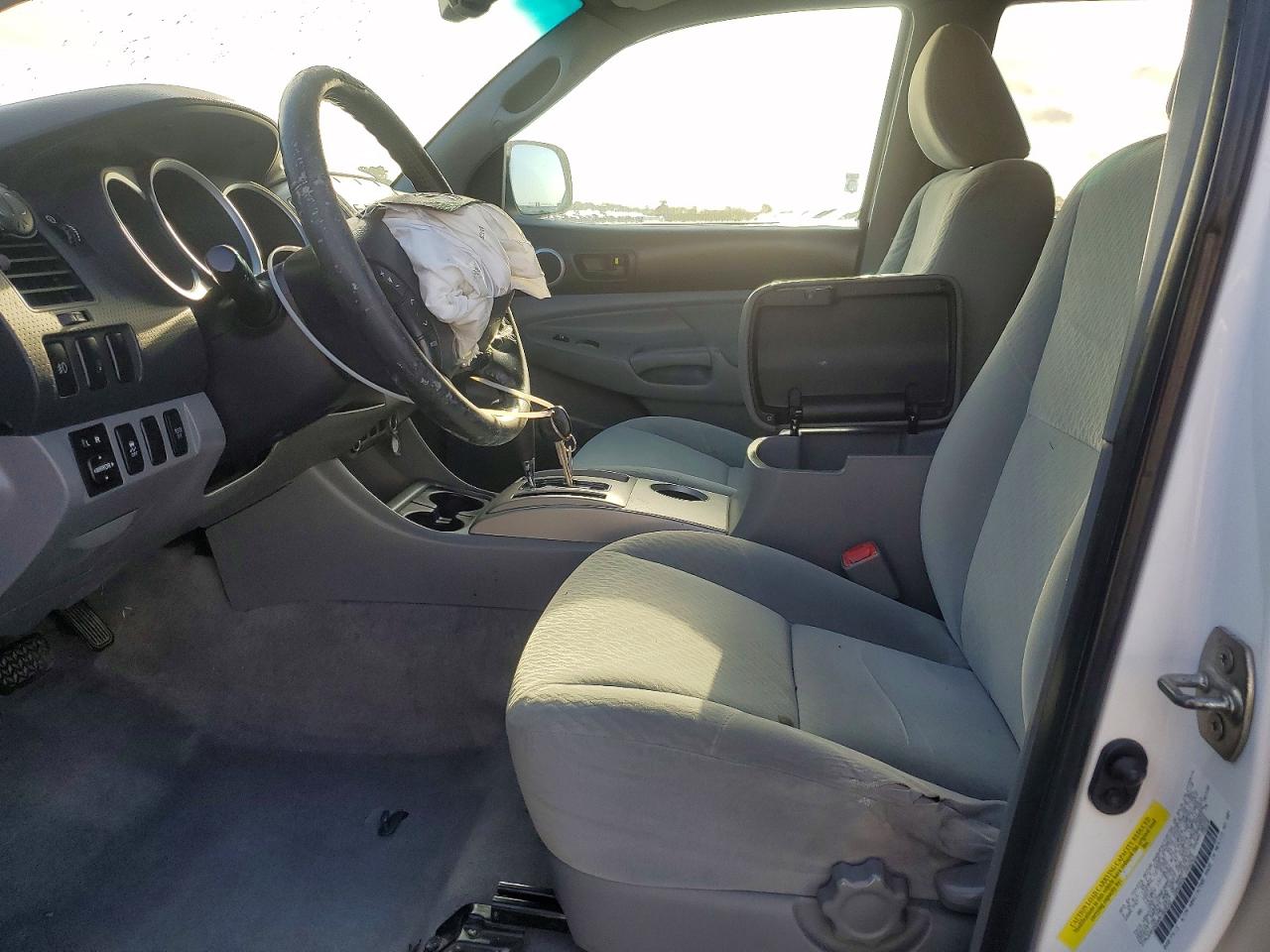 2010 Toyota Tacoma Prerunner V6 White vin: 3TMJU4GN8AM102632