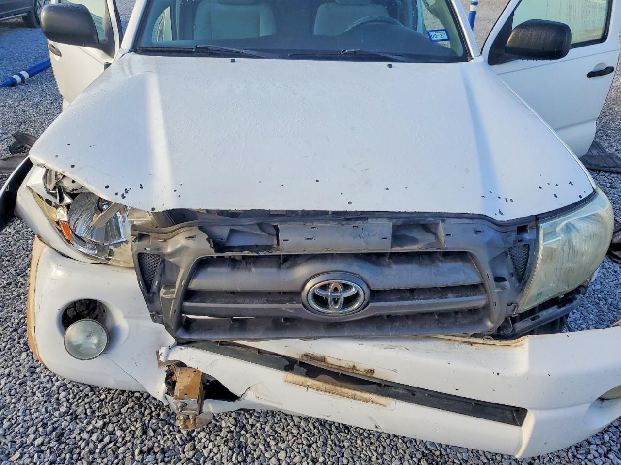 2010 Toyota Tacoma Prerunner V6 White vin: 3TMJU4GN8AM102632