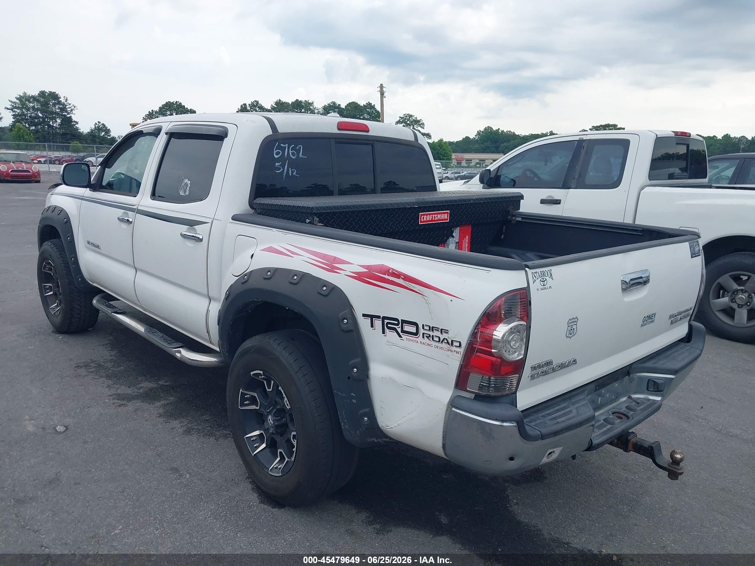 2010 Toyota Tacoma Prerunner V6 White vin: 3TMJU4GN8AM106762
