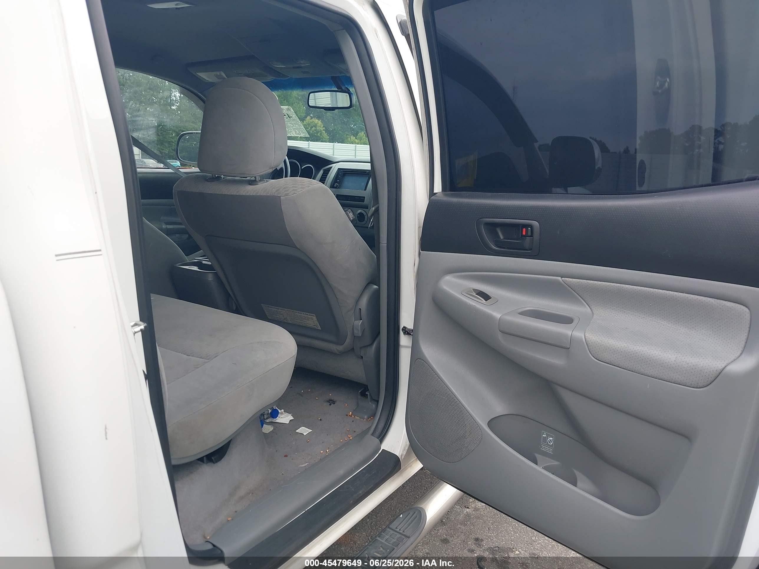 2010 Toyota Tacoma Prerunner V6 White vin: 3TMJU4GN8AM106762