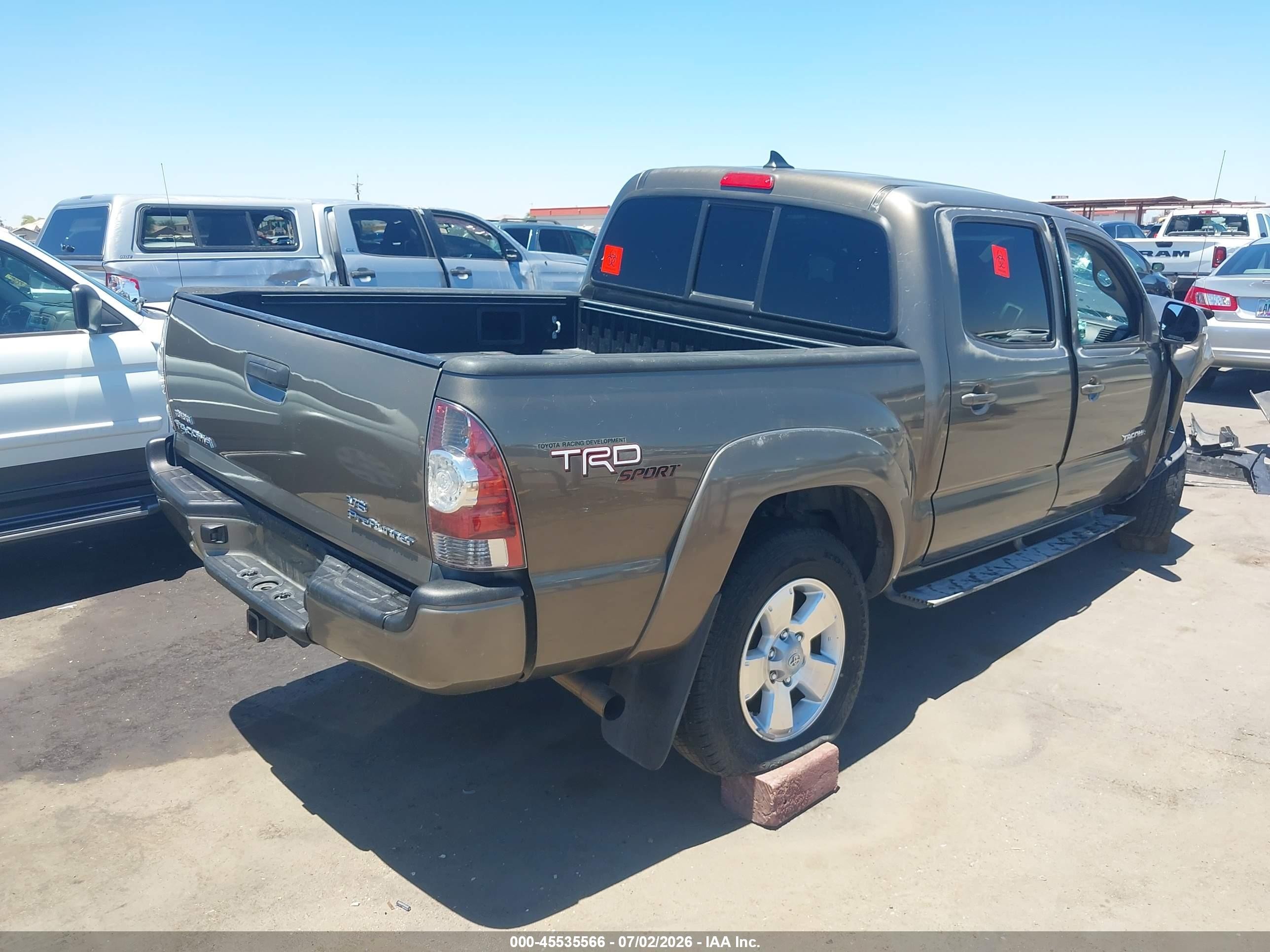 2012 Toyota Tacoma Prerunner V6 Gray vin: 3TMJU4GN8CM132572