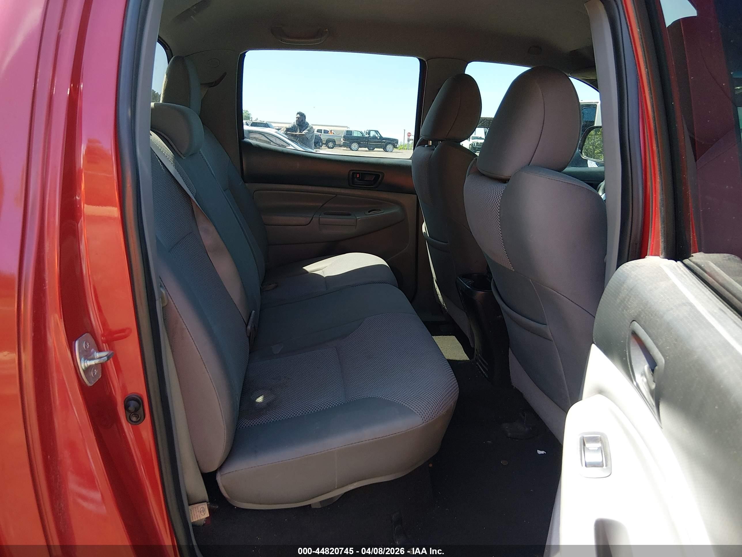 2012 Toyota Tacoma Prerunner V6 Red vin: 3TMJU4GN8CM136623