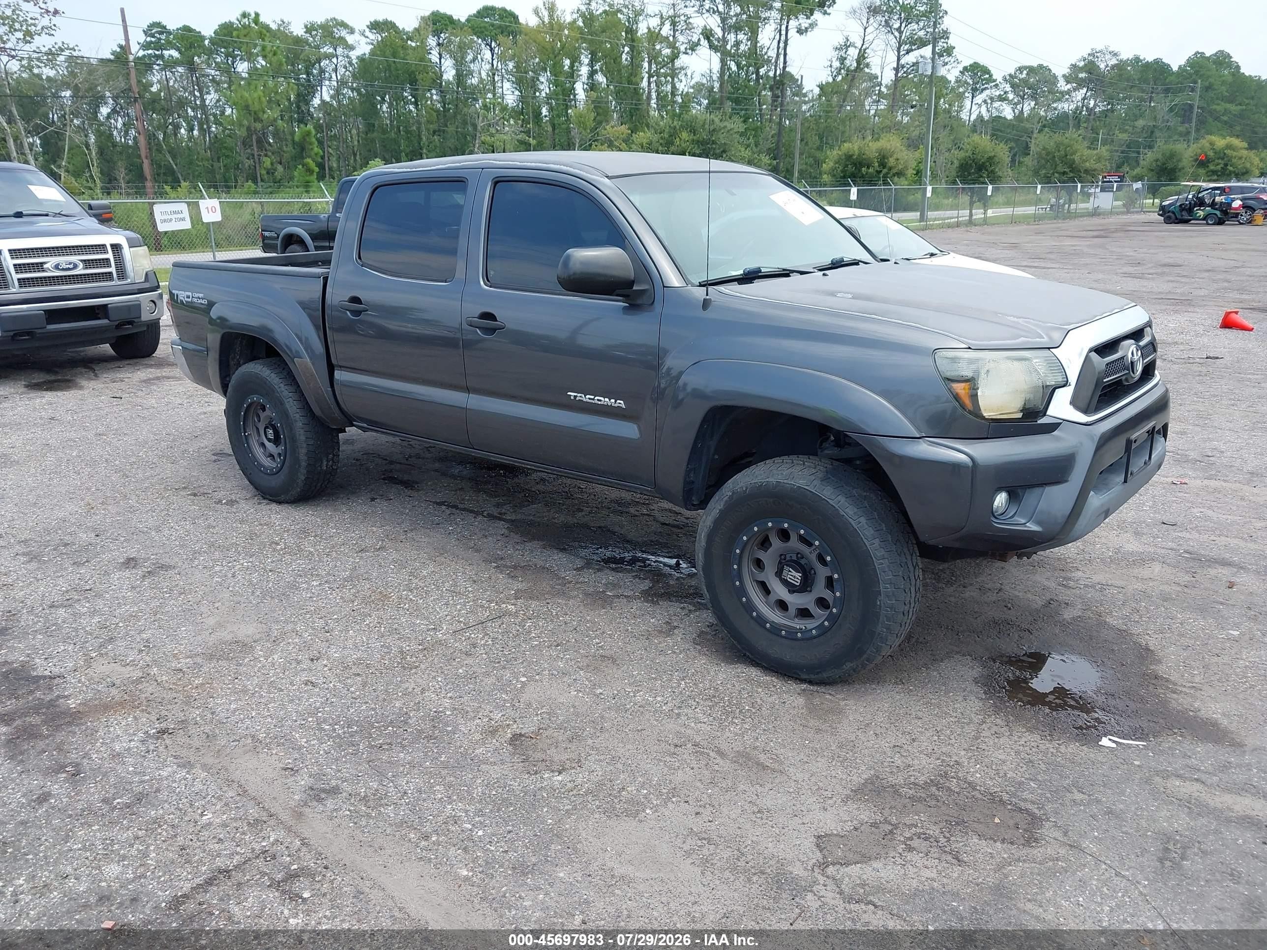 2013 Toyota Tacoma Prerunner V6 Gray vin: 3TMJU4GN8DM149812