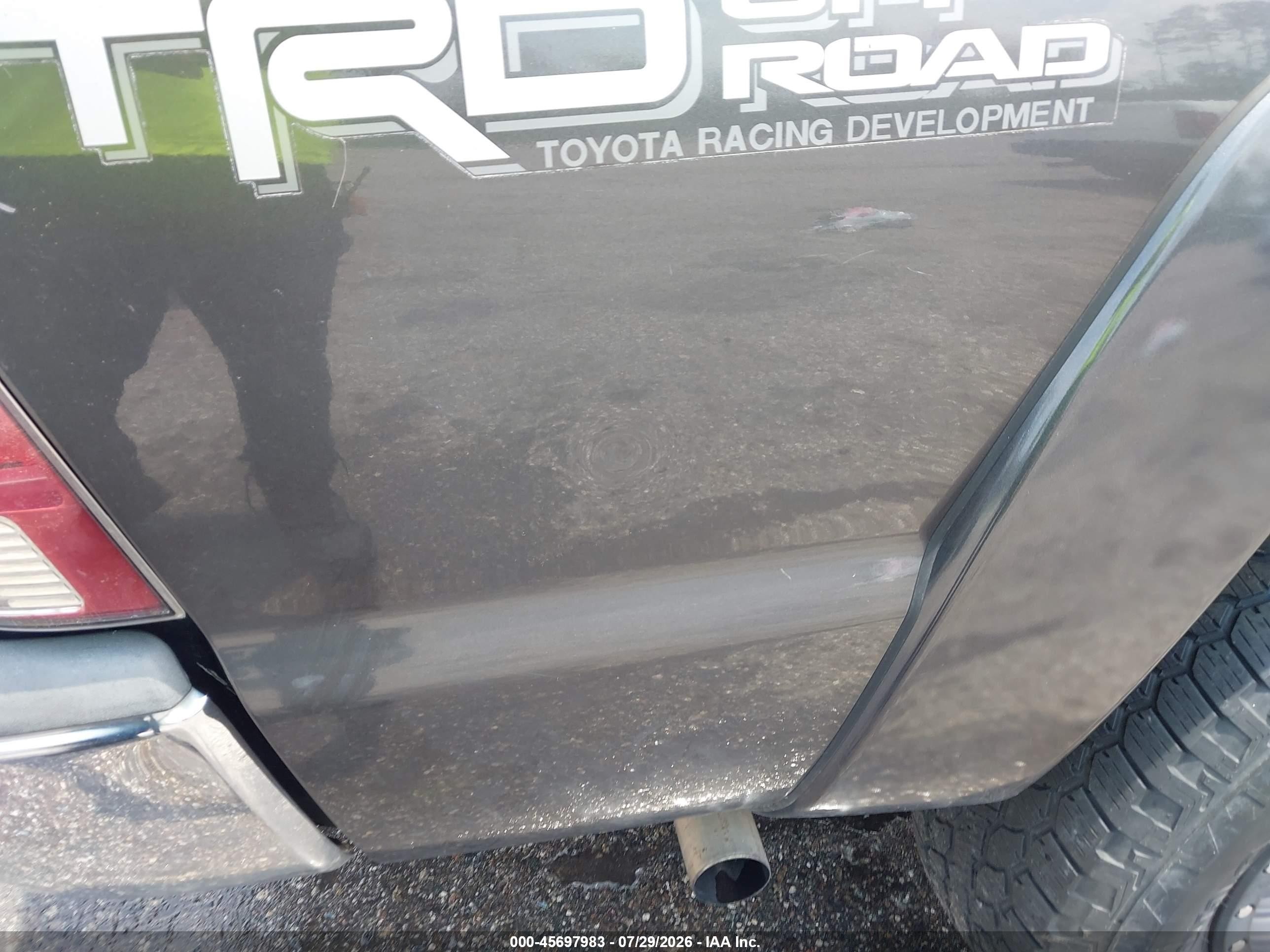 2013 Toyota Tacoma Prerunner V6 Gray vin: 3TMJU4GN8DM149812
