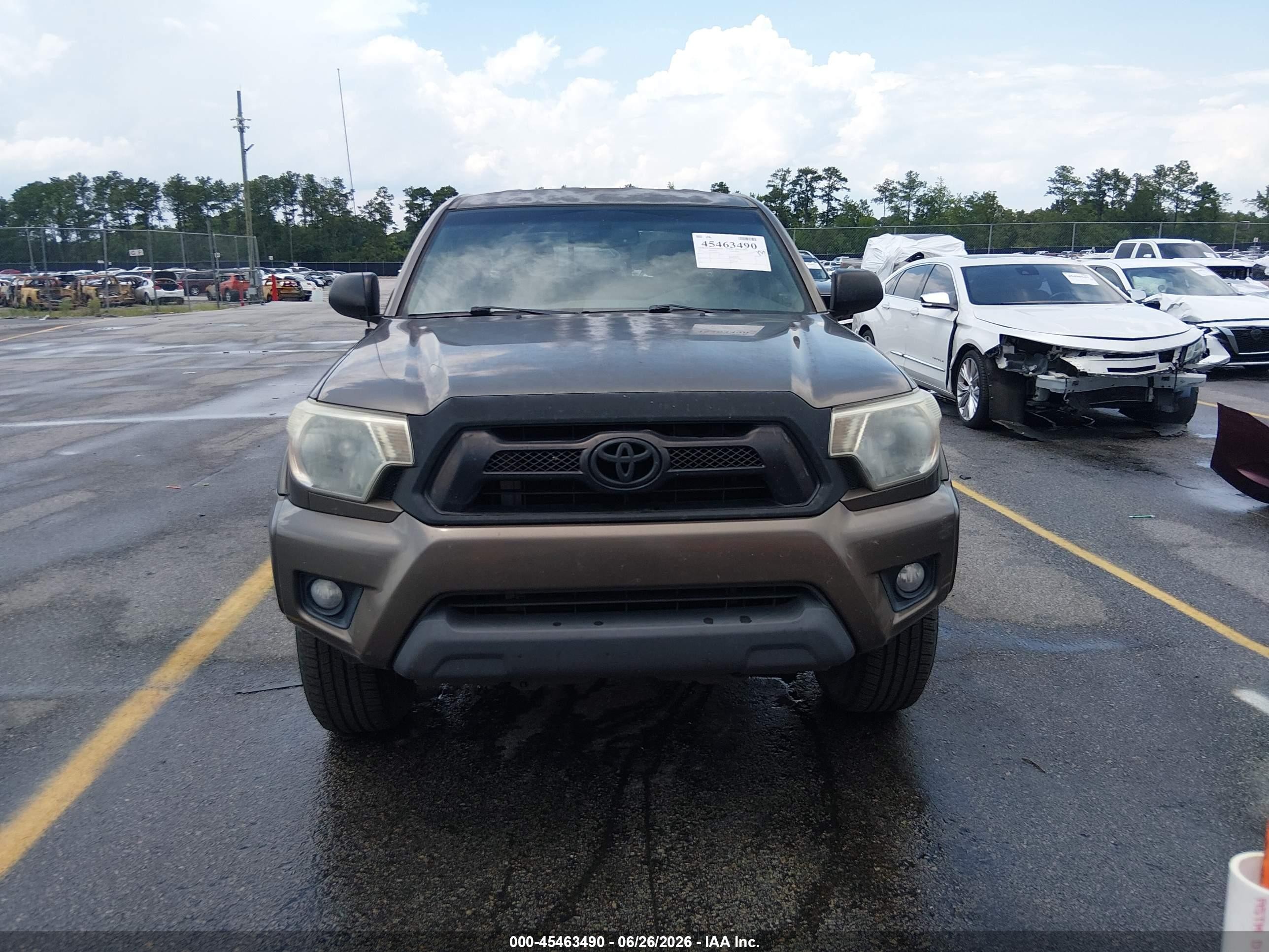 2013 Toyota Tacoma Prerunner V6 Brown vin: 3TMJU4GN8DM152676