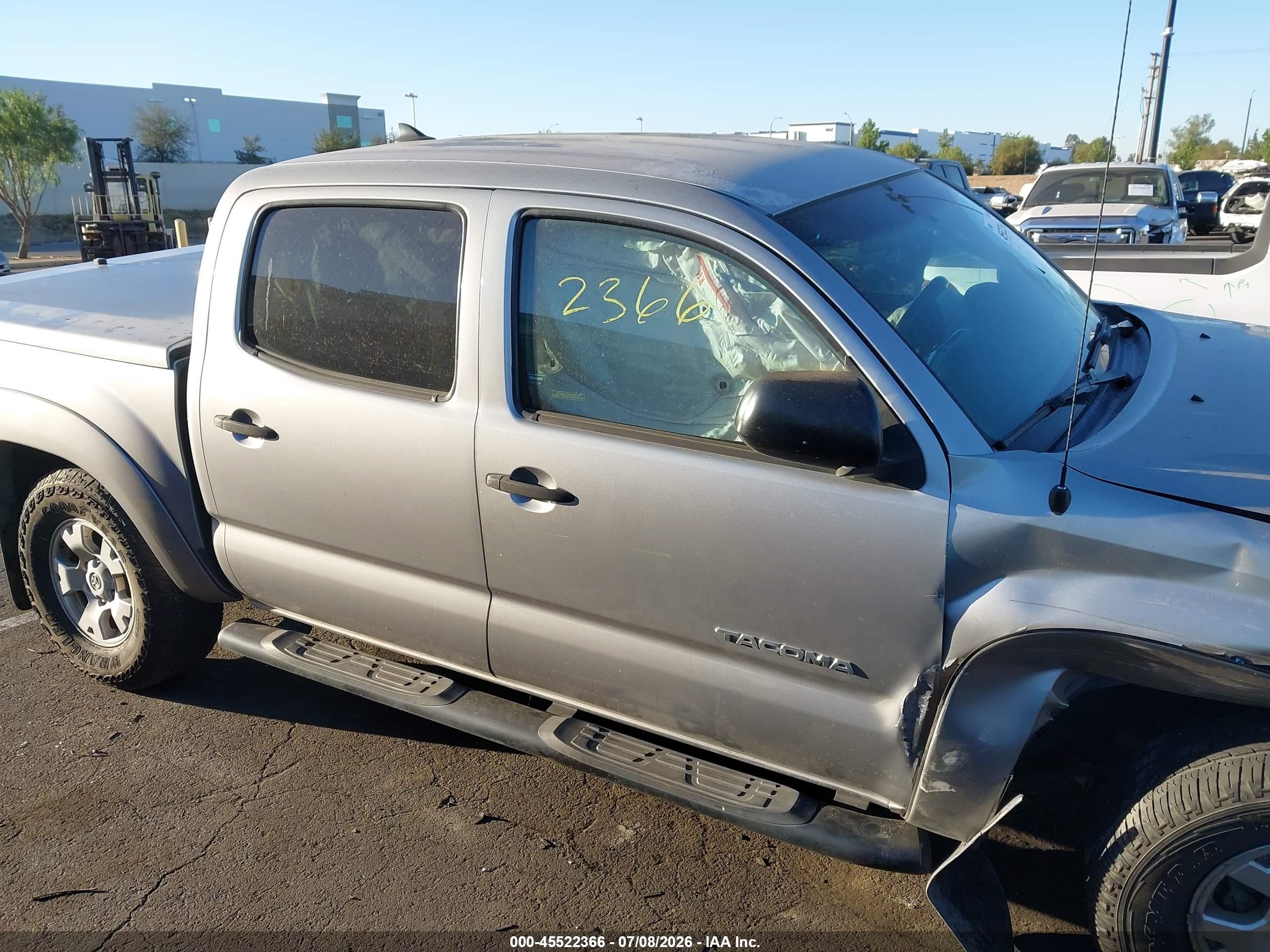 2015 Toyota Tacoma Prerunner V6 Silver vin: 3TMJU4GN8FM177130