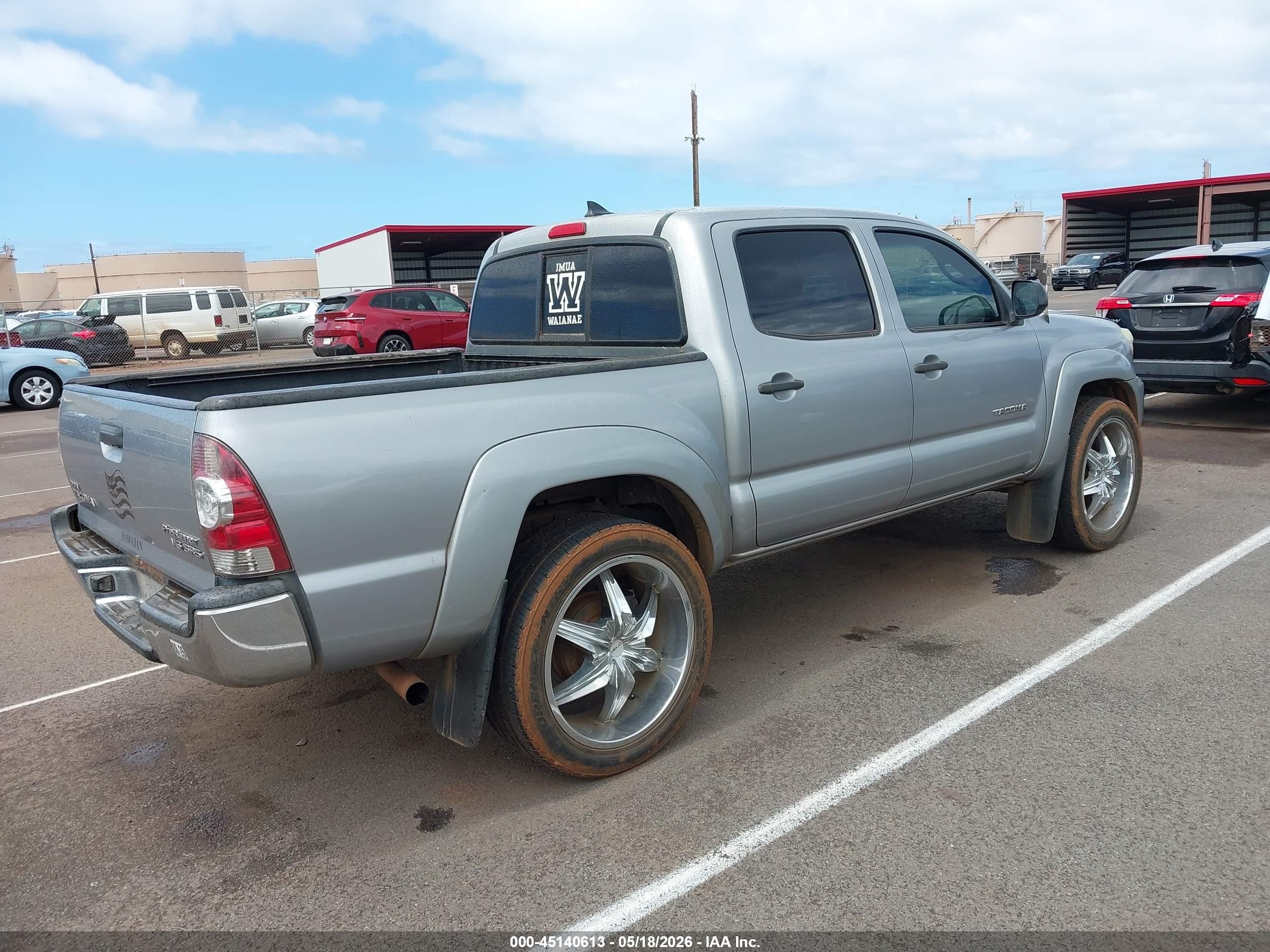 2015 Toyota Tacoma Prerunner V6 Gray vin: 3TMJU4GN8FM186989