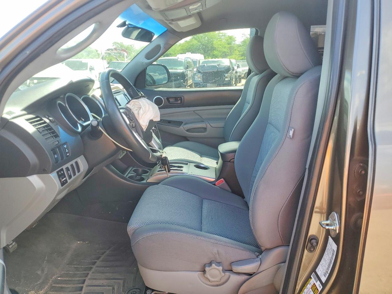 2014 Toyota Tacoma Double Cab Prerunner Brown vin: 3TMJU4GN9EM166832