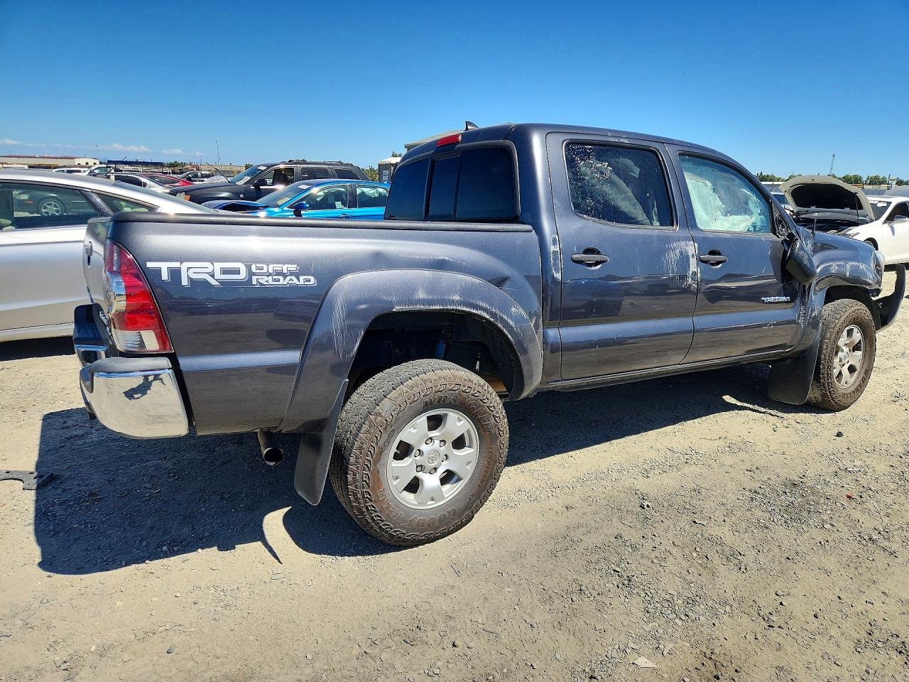 2015 Toyota Tacoma Double Cab Prerunner Gray vin: 3TMJU4GN9FM175984