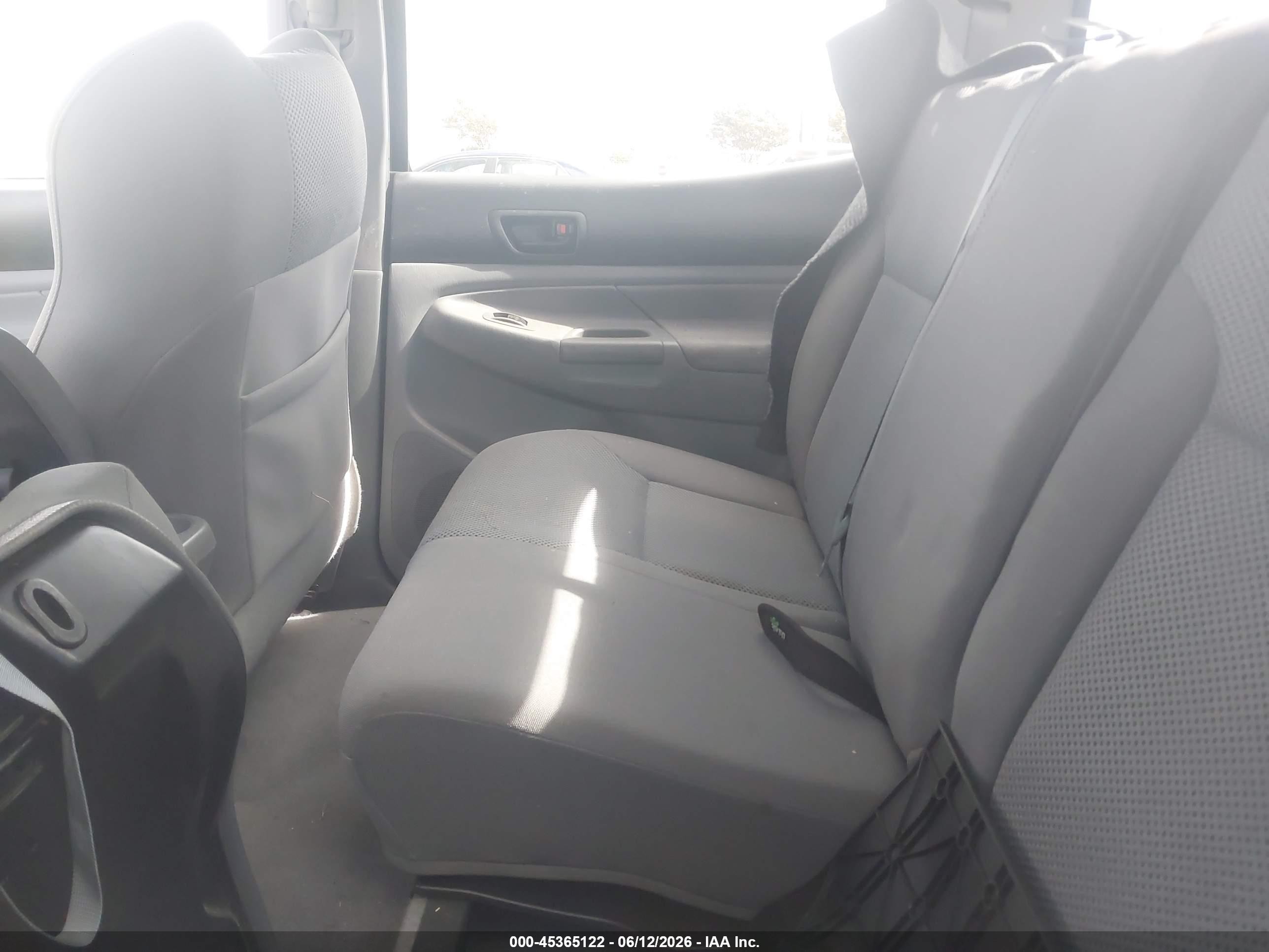 2010 Toyota Tacoma Prerunner V6 Black vin: 3TMJU4GNXAM097157