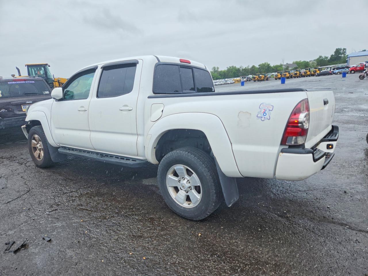 2010 Toyota Tacoma Double Cab Prerunner White vin: 3TMJU4GNXAM099717