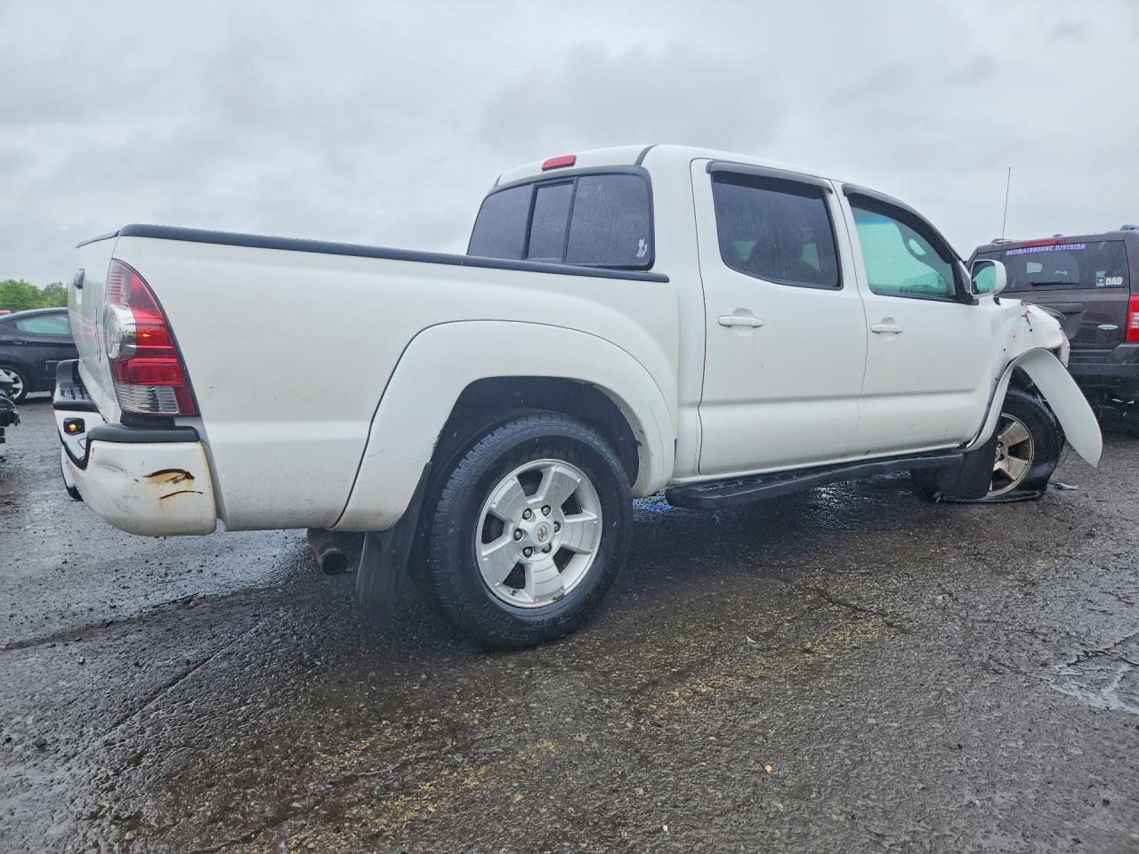 2010 Toyota Tacoma Double Cab Prerunner White vin: 3TMJU4GNXAM099717