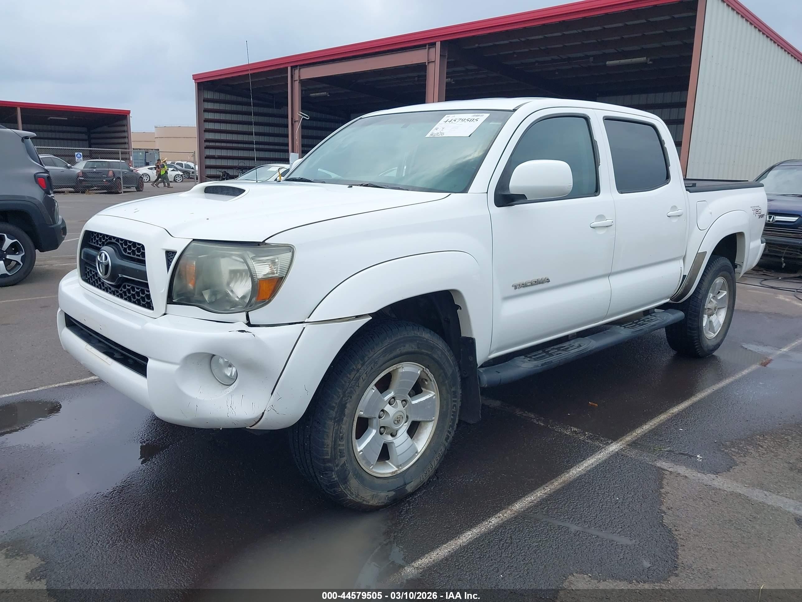 2011 Toyota Tacoma Prerunner V6 White vin: 3TMJU4GNXBM122141