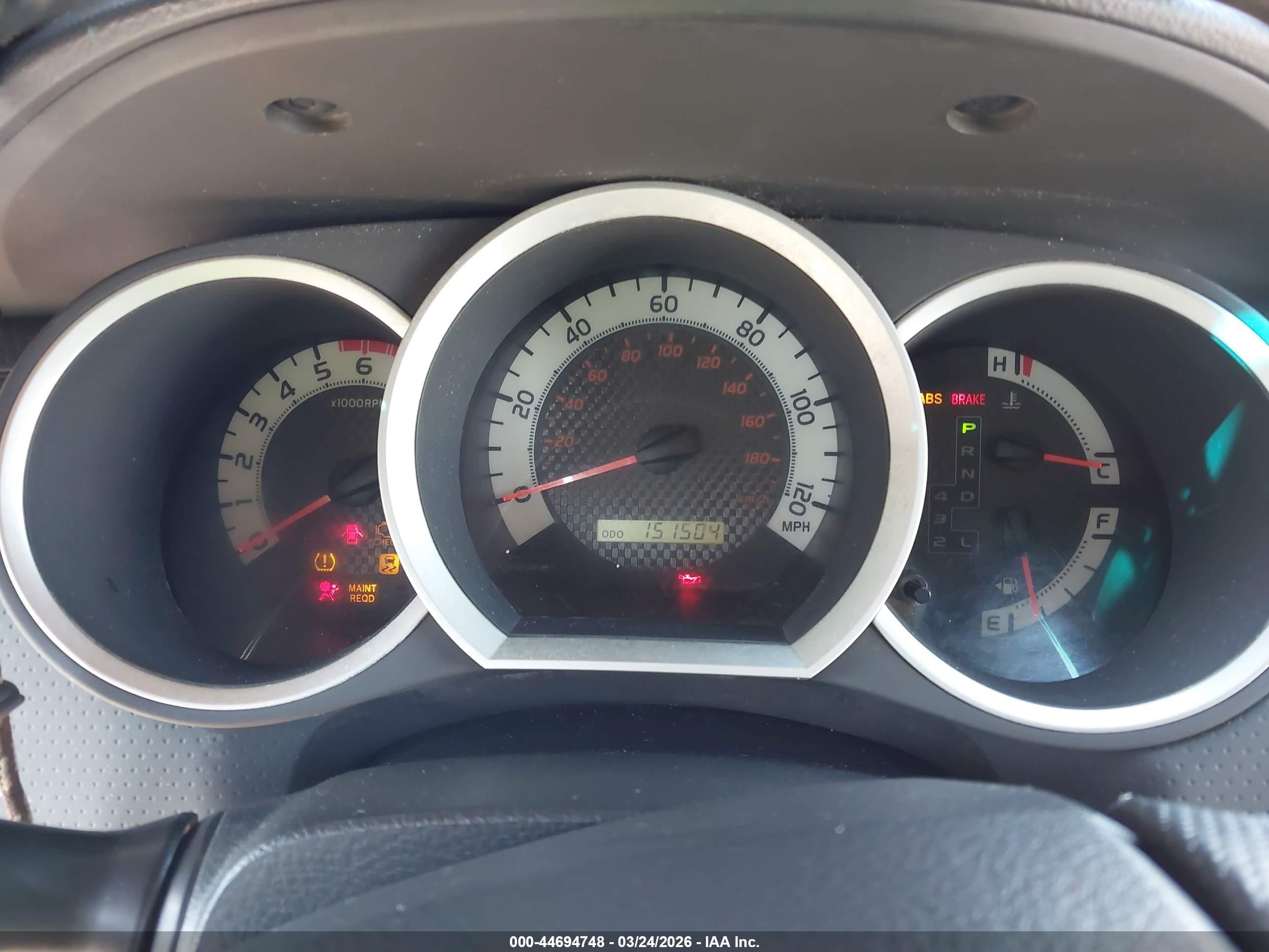 2014 Toyota Tacoma Prerunner V6 Silver vin: 3TMJU4GNXEM166936